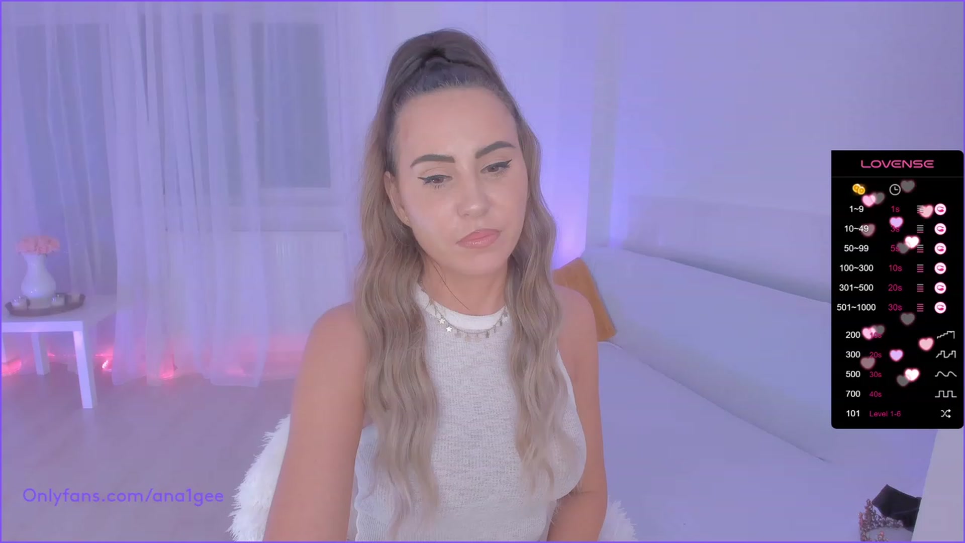 Gallery image thumbnail from AnaGee's myfreecams stream on, 11/05/2023, 18:58 image 8 of 20