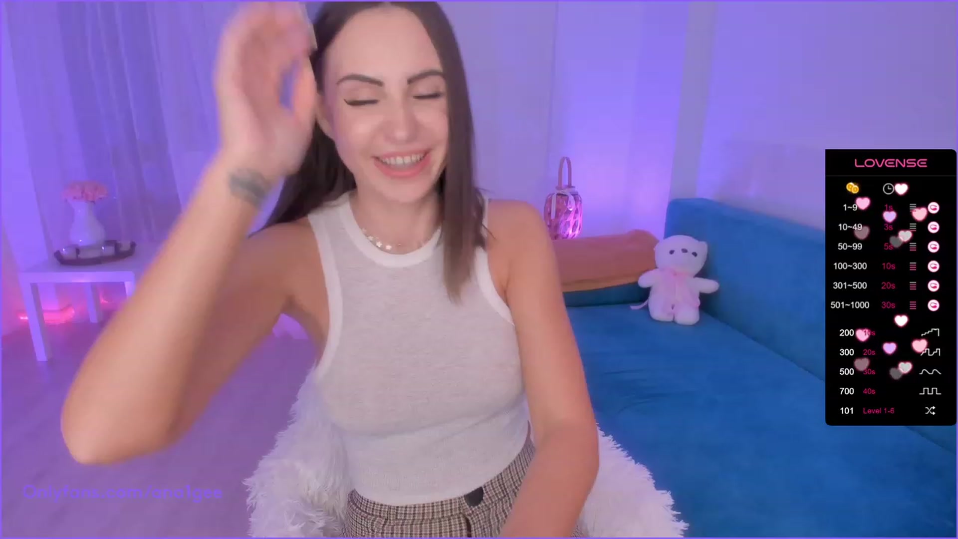 Gallery image thumbnail from AnaGee's myfreecams stream on, 11/25/2023, 18:03 image 20 of 20