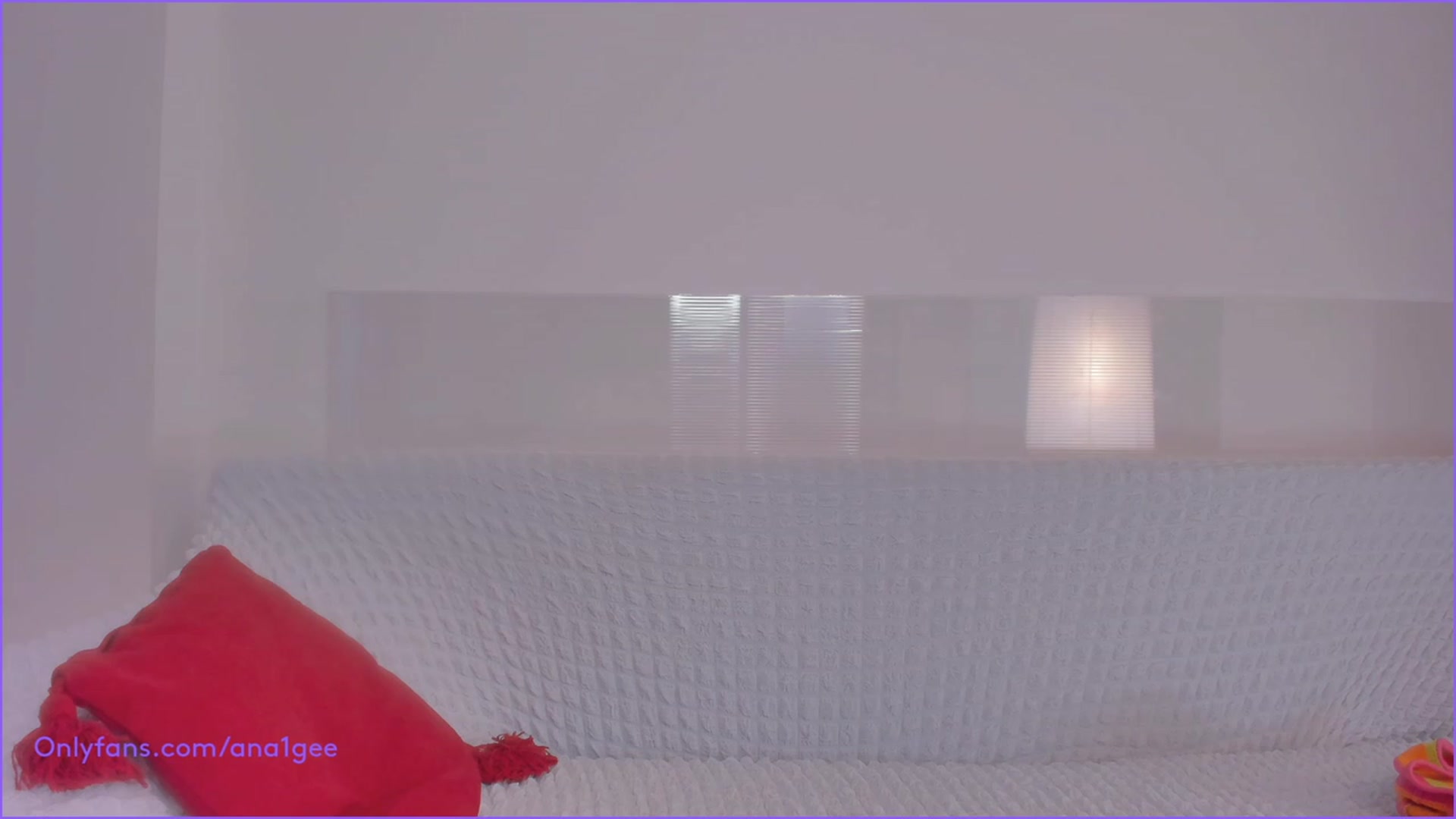 Gallery image thumbnail from AnaGee's myfreecams stream on, 12/13/2023, 13:29 image 17 of 20