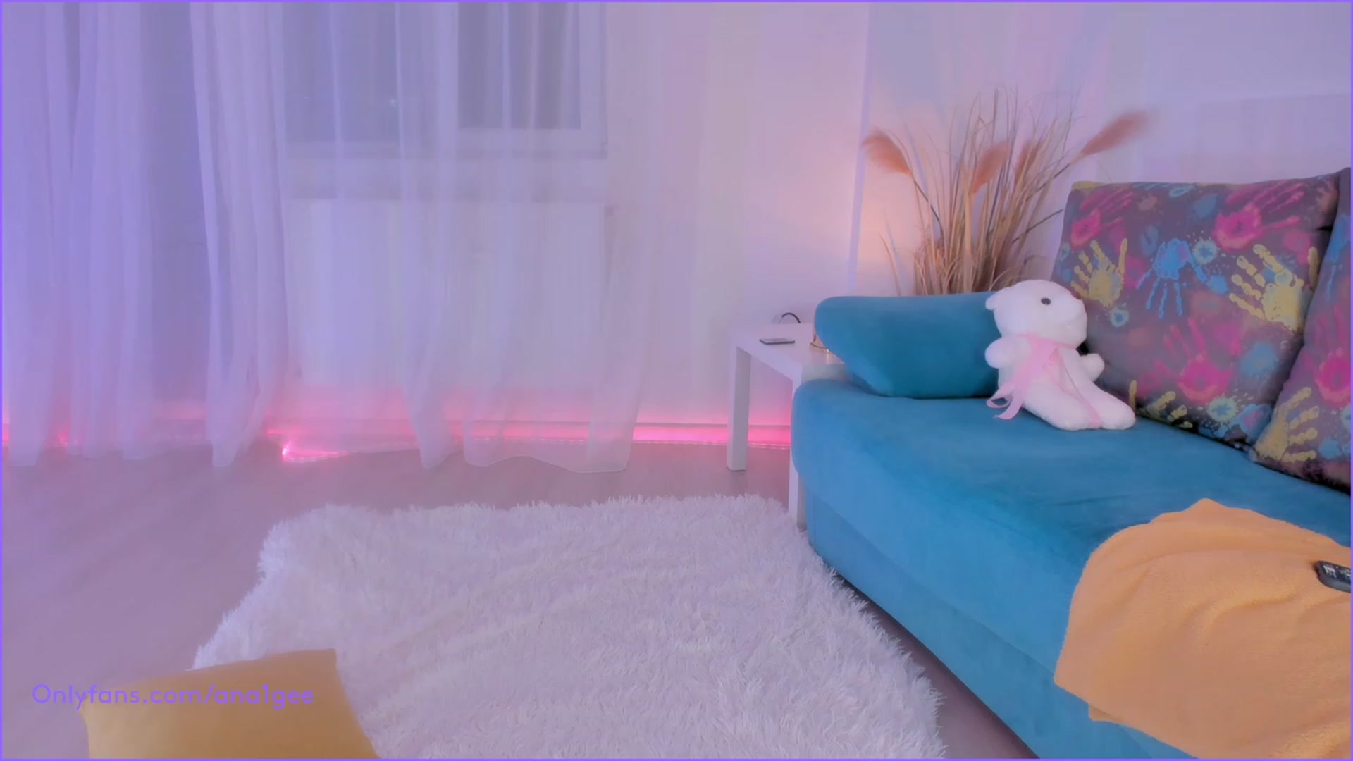Gallery image thumbnail from AnaGee's myfreecams stream on, 01/13/2024, 20:57 image 11 of 20