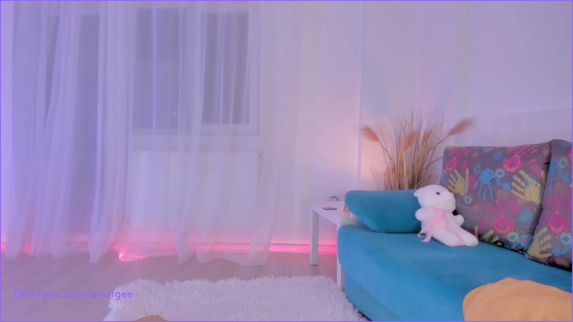 Gallery image thumbnail from AnaGee's myfreecams stream on, 01/13/2024, 20:57 image 2 of 20