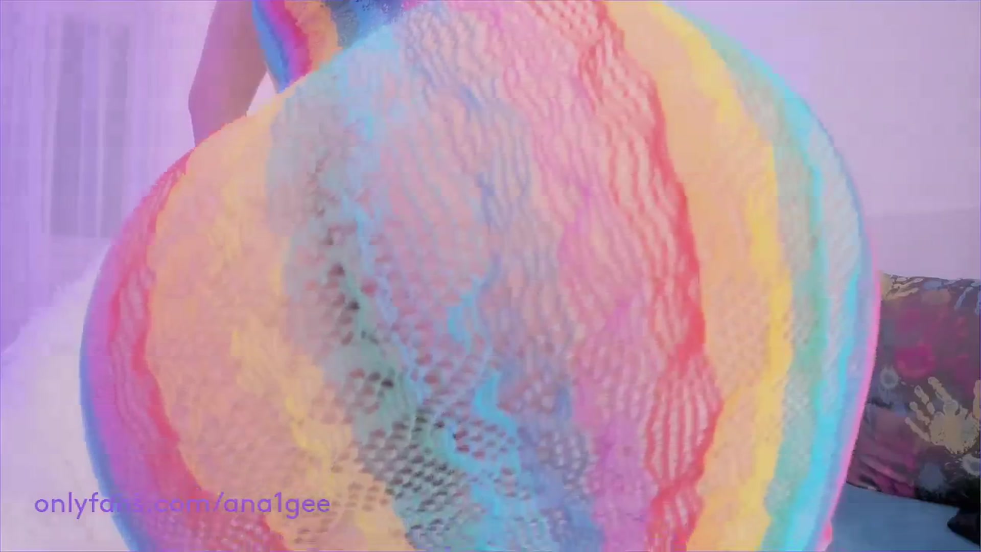 Gallery image thumbnail from AnaGee's myfreecams stream on, 02/22/2024, 17:52 image 5 of 20