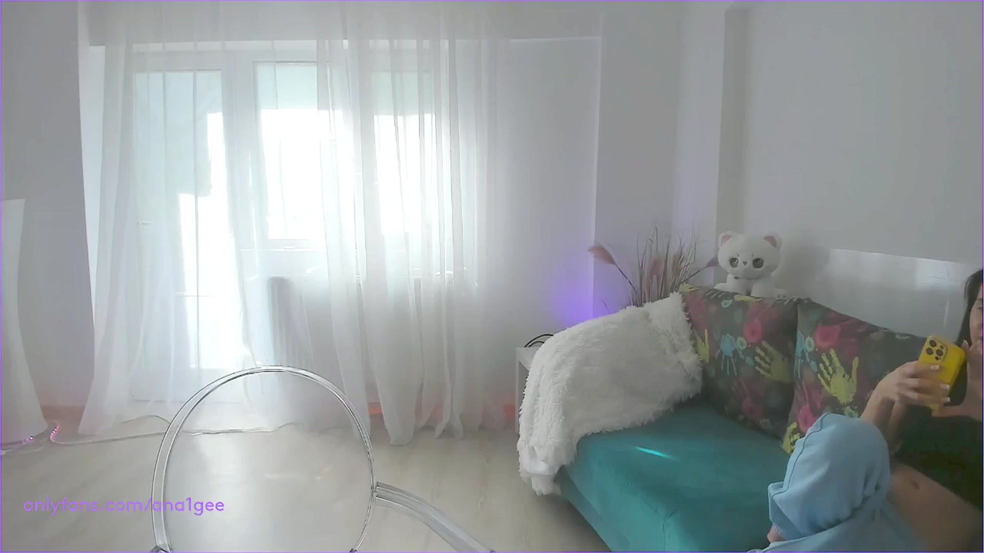 Gallery image thumbnail from AnaGee's myfreecams stream on, 05/24/2024, 15:11 image 16 of 20