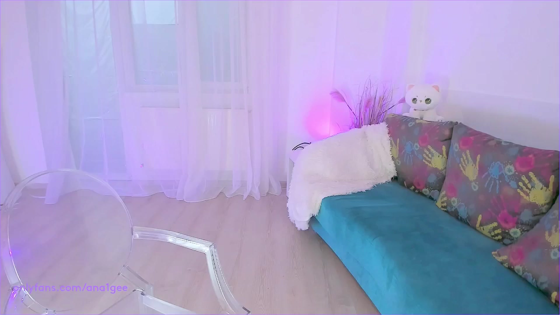 Gallery image thumbnail from AnaGee's myfreecams stream on, 05/25/2024, 19:56 image 1 of 20