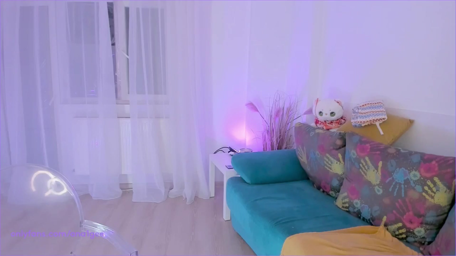 Gallery image thumbnail from AnaGee's myfreecams stream on, 06/15/2024, 20:50 image 16 of 20