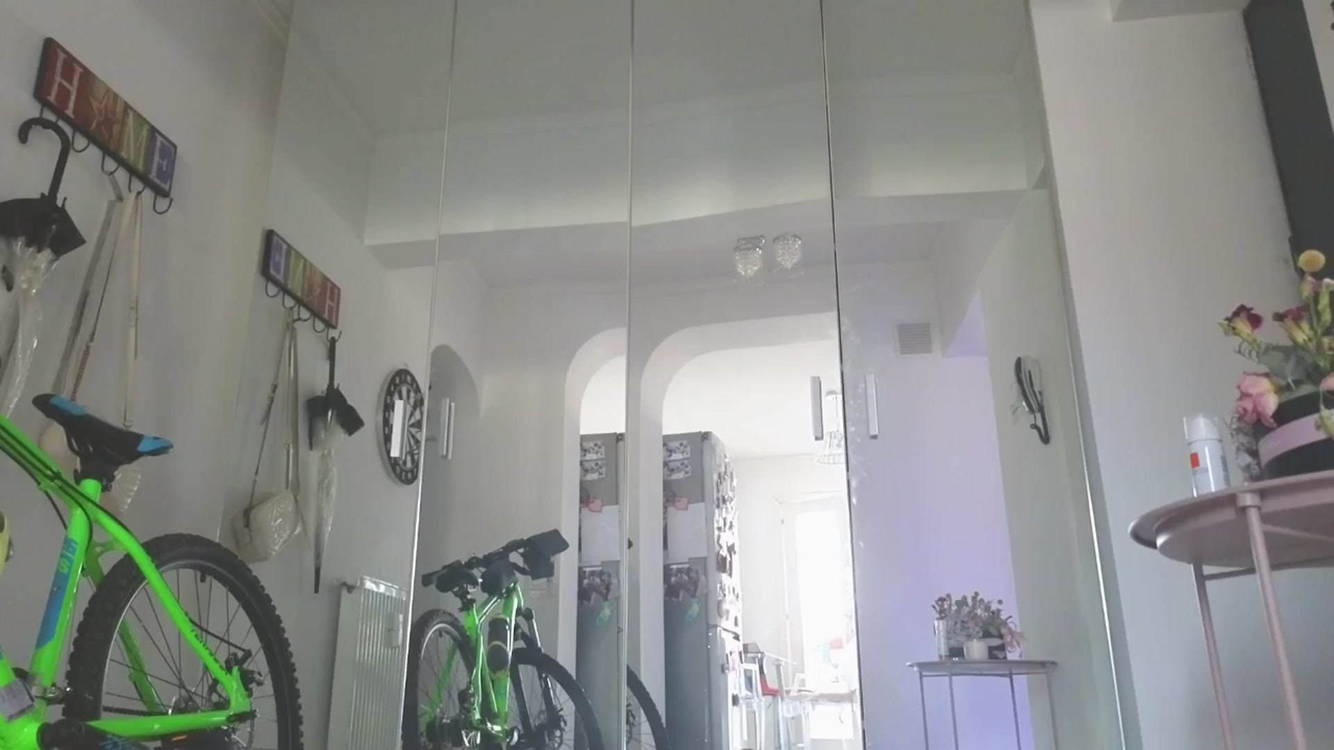 Gallery image thumbnail from AnaGee's myfreecams stream on, 06/23/2024, 17:31 image 6 of 20