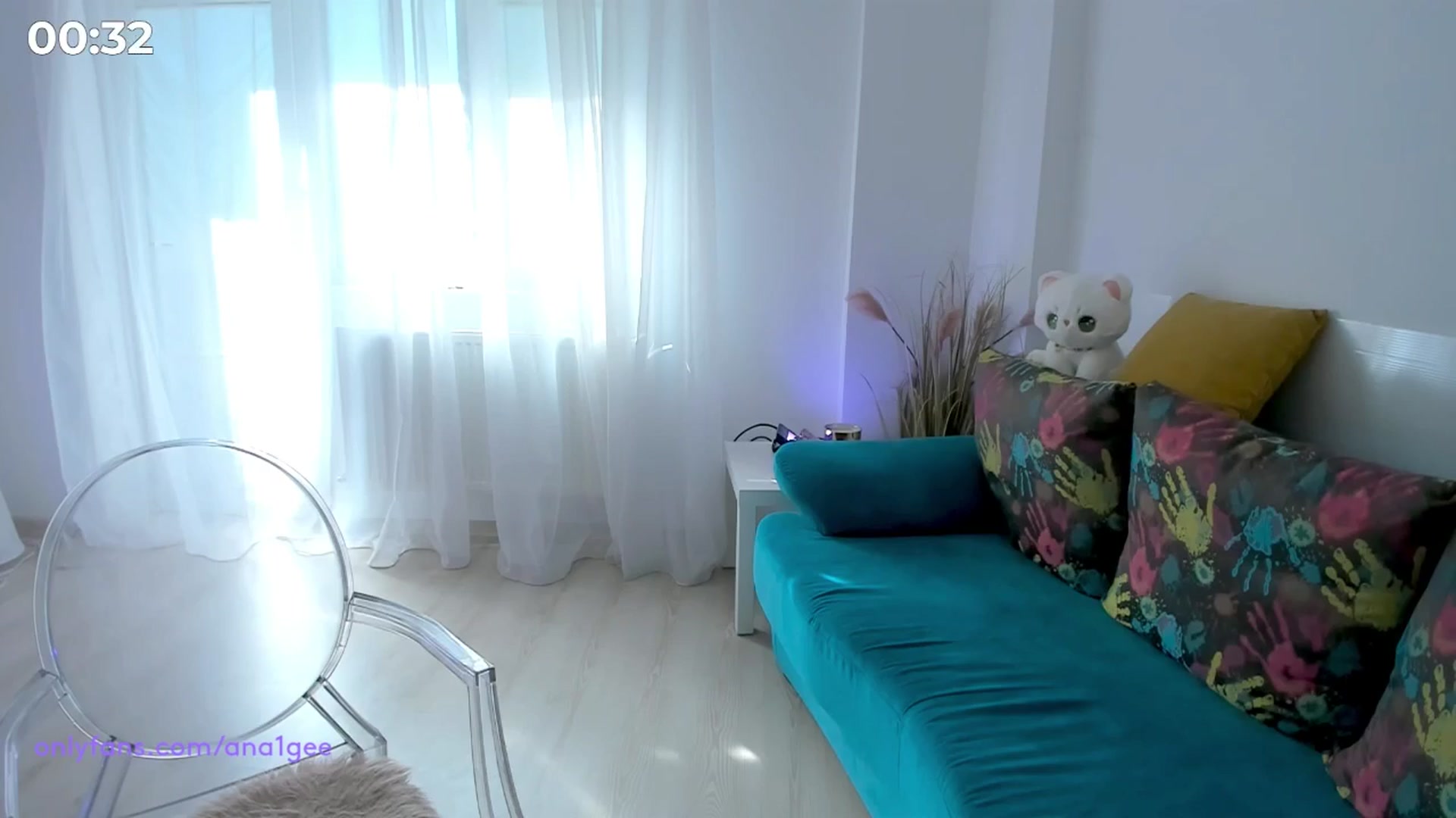Gallery image thumbnail from AnaGee's myfreecams stream on, 07/07/2024, 16:18 image 7 of 20