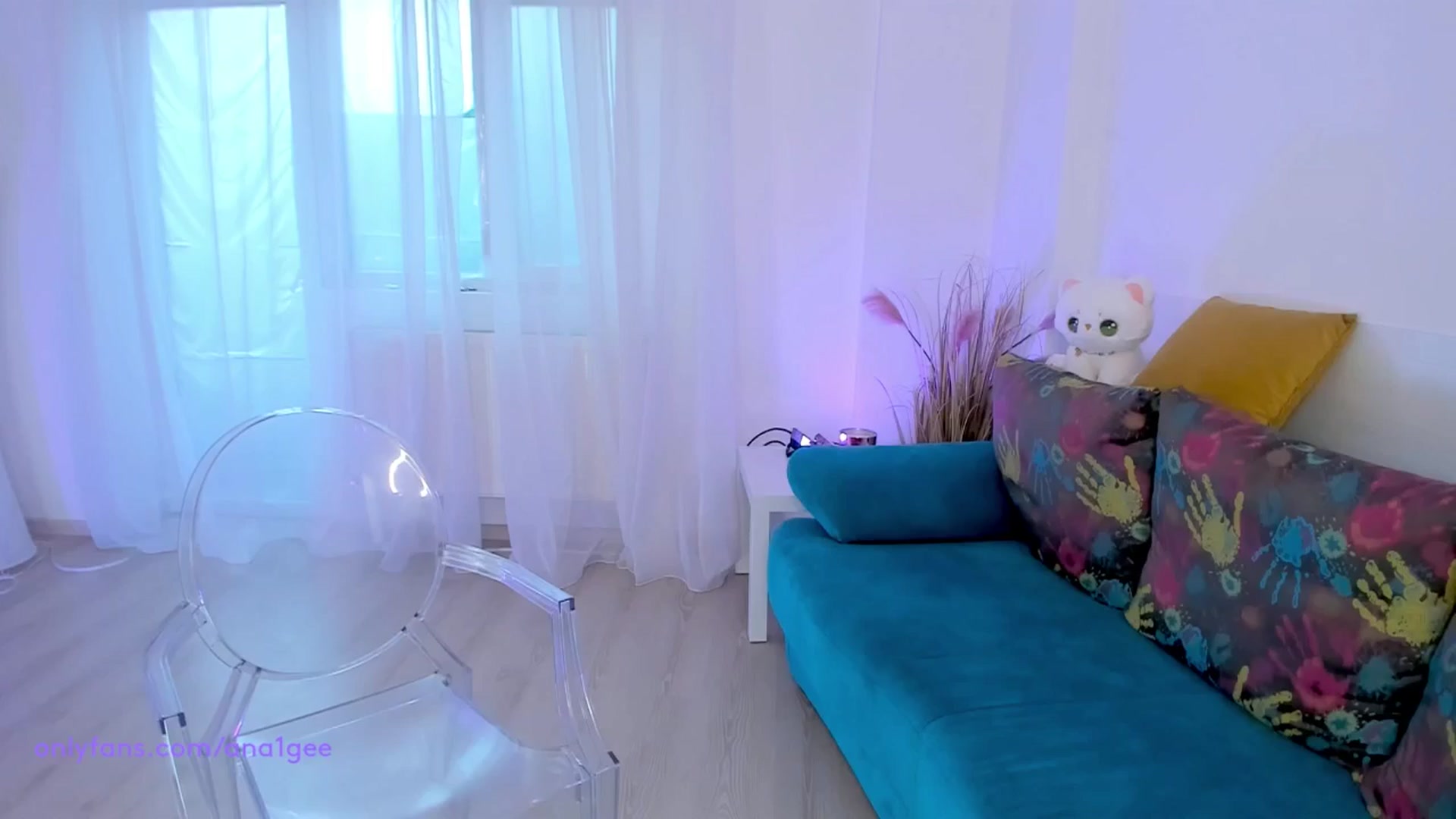 Gallery image thumbnail from AnaGee's myfreecams stream on, 07/07/2024, 18:18 image 8 of 20