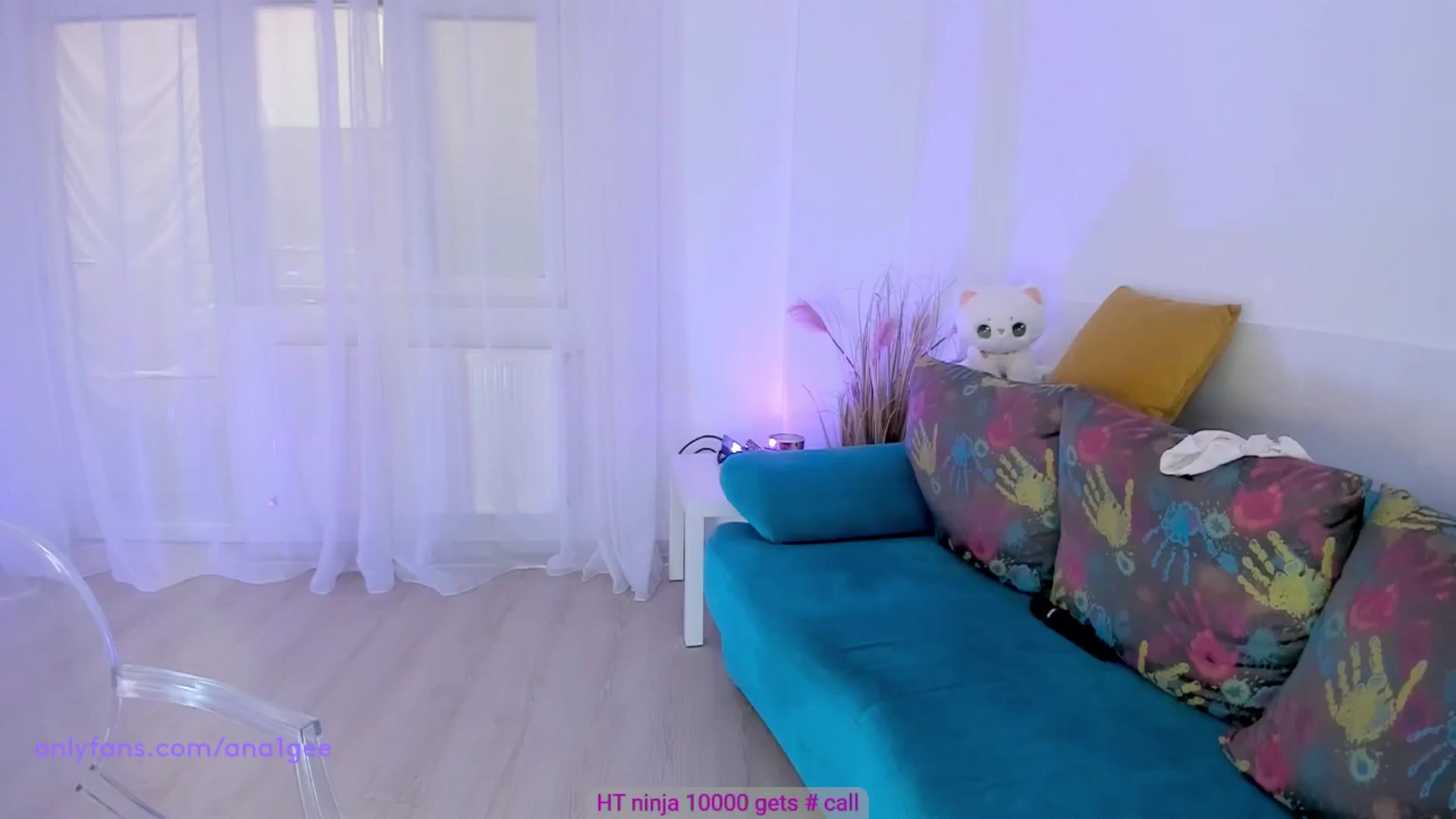 Gallery image thumbnail from AnaGee's myfreecams stream on, 07/21/2024, 17:58 image 14 of 20