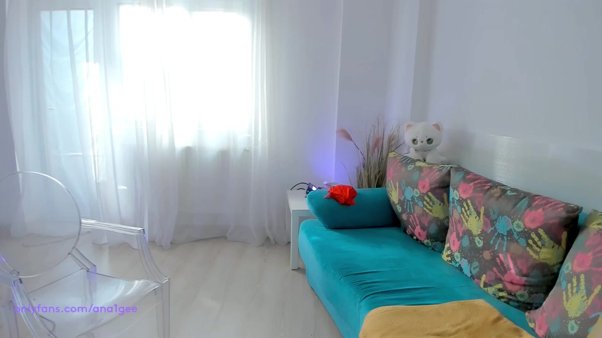 Gallery image thumbnail from AnaGee's myfreecams stream on, 08/18/2024, 18:27 image 5 of 20