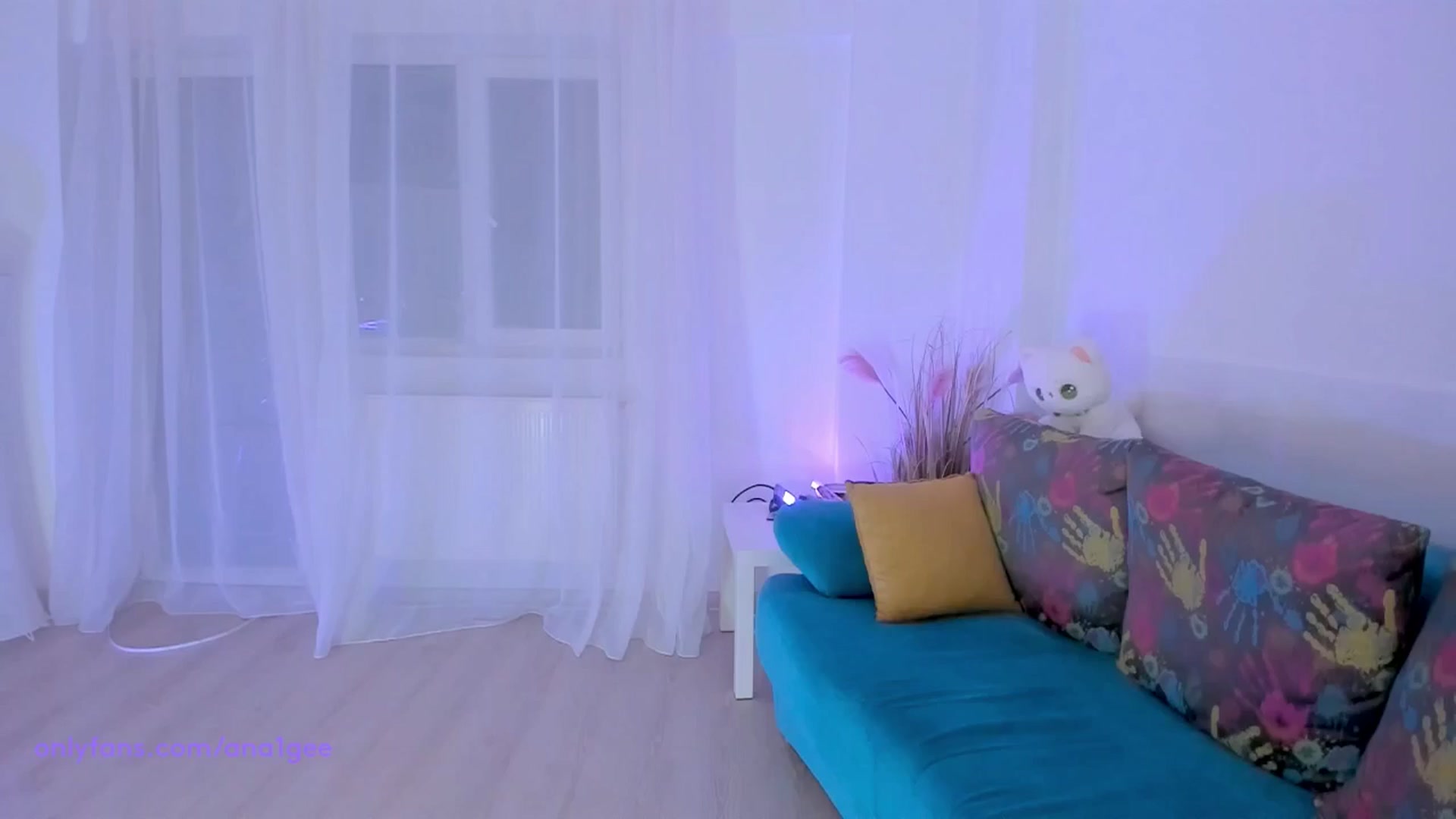 Gallery image thumbnail from AnaGee's myfreecams stream on, 09/13/2024, 20:51 image 9 of 20