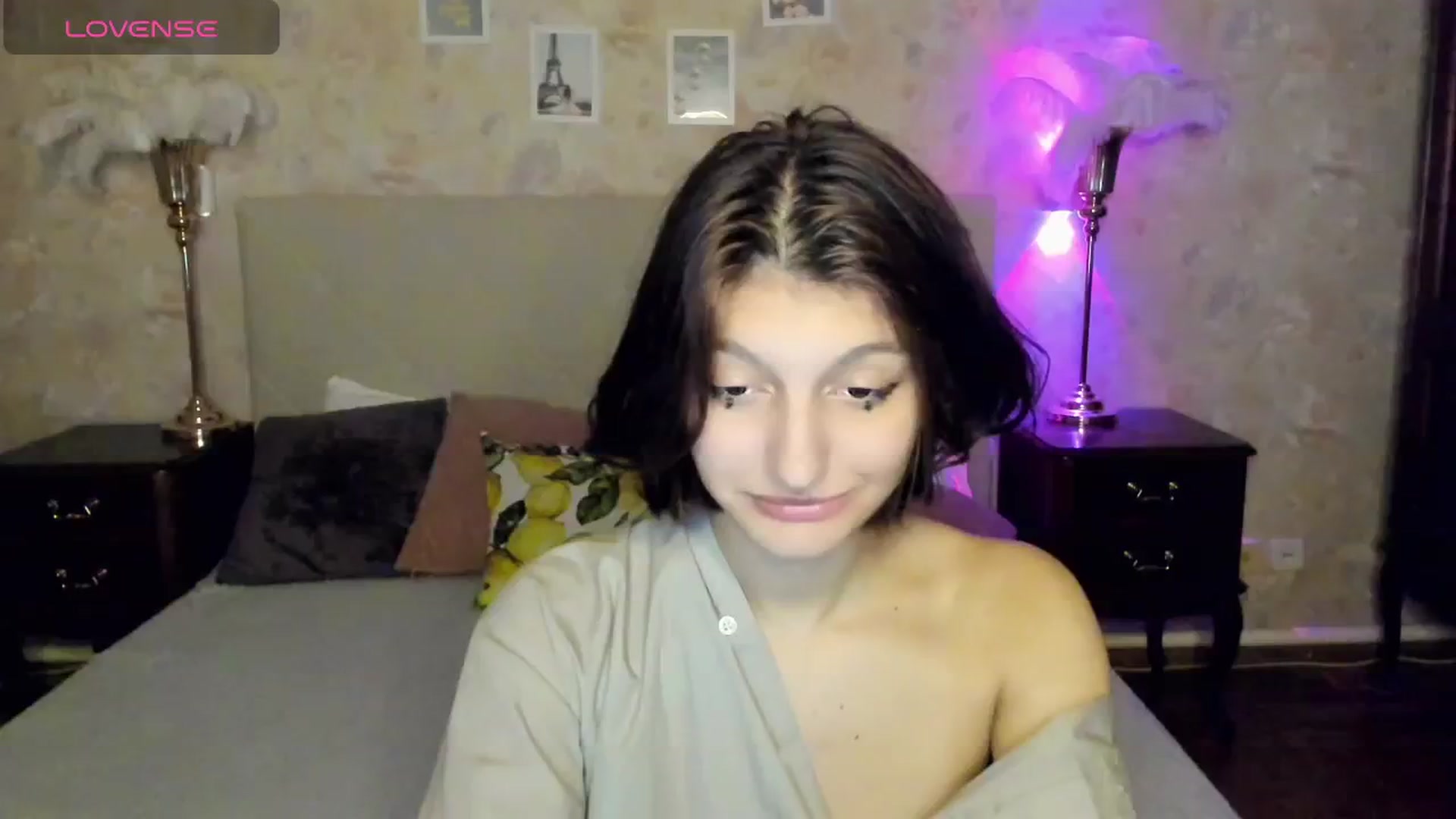 Gallery image thumbnail from AnaJil's myfreecams stream on, 11/07/2025, 23:14 image 5 of 20