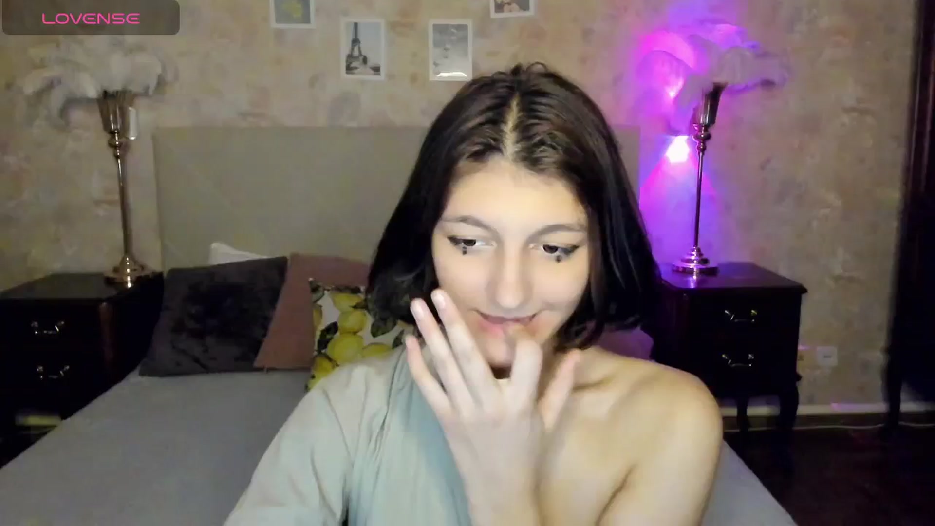 Gallery image thumbnail from AnaJil's myfreecams stream on, 11/07/2025, 23:14 image 8 of 20