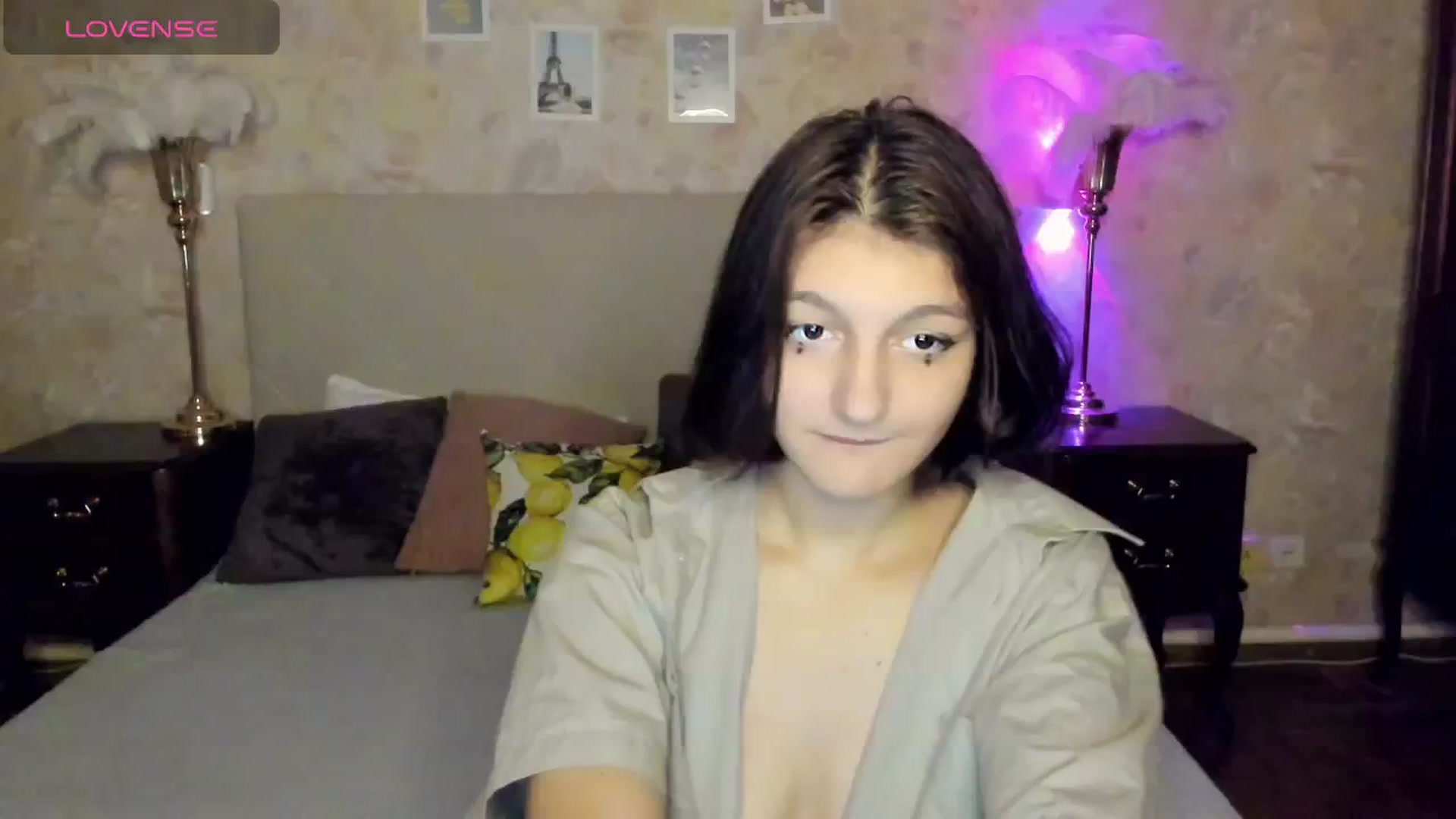 Gallery image thumbnail from AnaJil's myfreecams stream on, 11/07/2025, 23:14 image 10 of 20