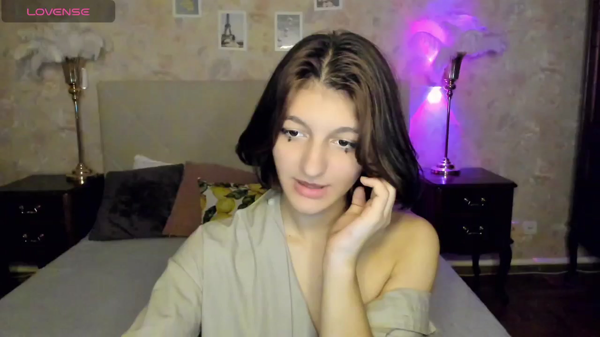 Gallery image thumbnail from AnaJil's myfreecams stream on, 11/07/2025, 23:14 image 2 of 20