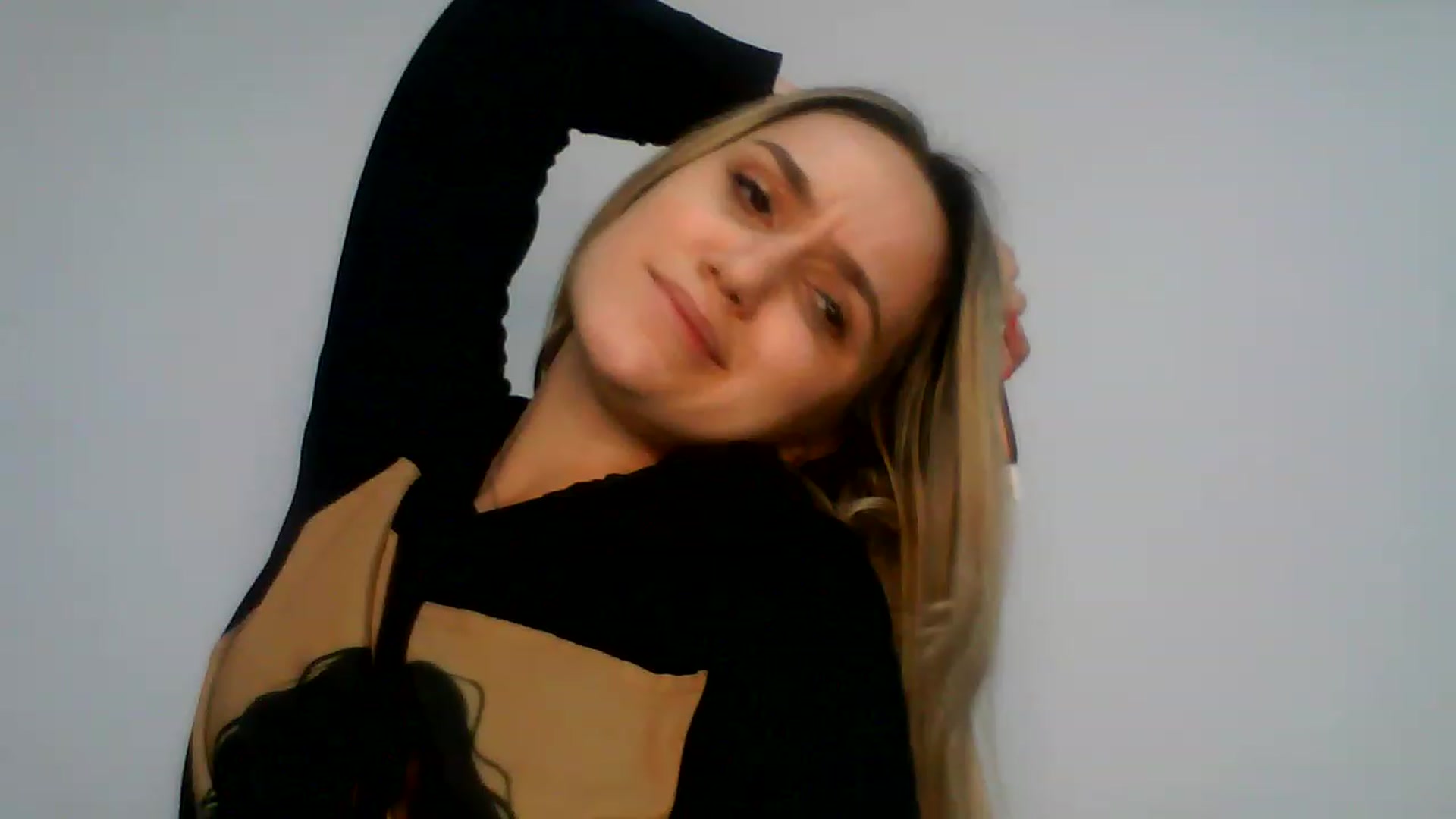 Gallery image thumbnail from AnaMadness's myfreecams stream on, 11/14/2022, 16:36 image 19 of 20