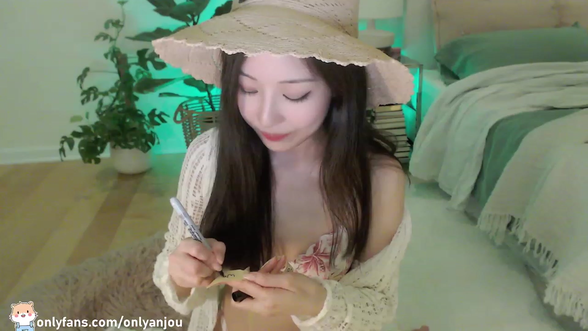 Gallery image thumbnail from AnaMei's myfreecams stream on, 07/23/2023, 06:20 image 16 of 20