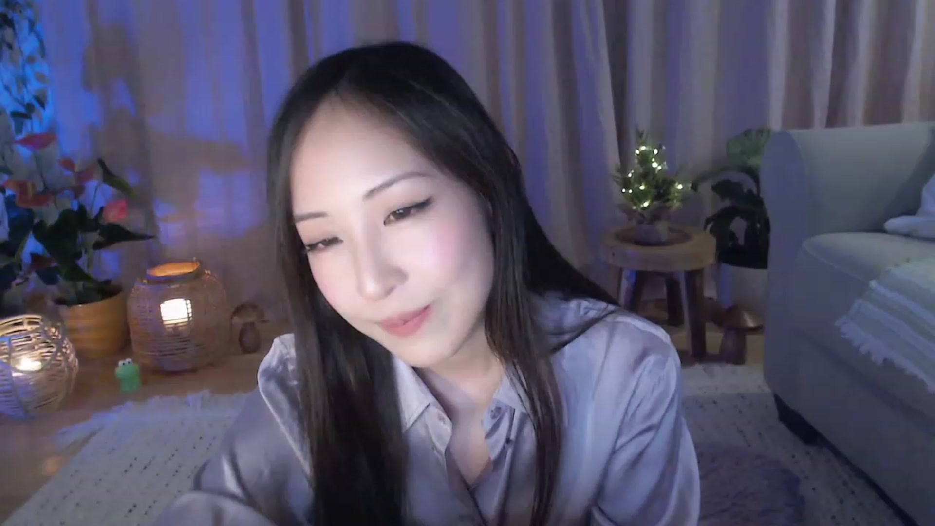 Gallery image thumbnail from AnaMei's myfreecams stream on, 12/03/2023, 05:46 image 3 of 20