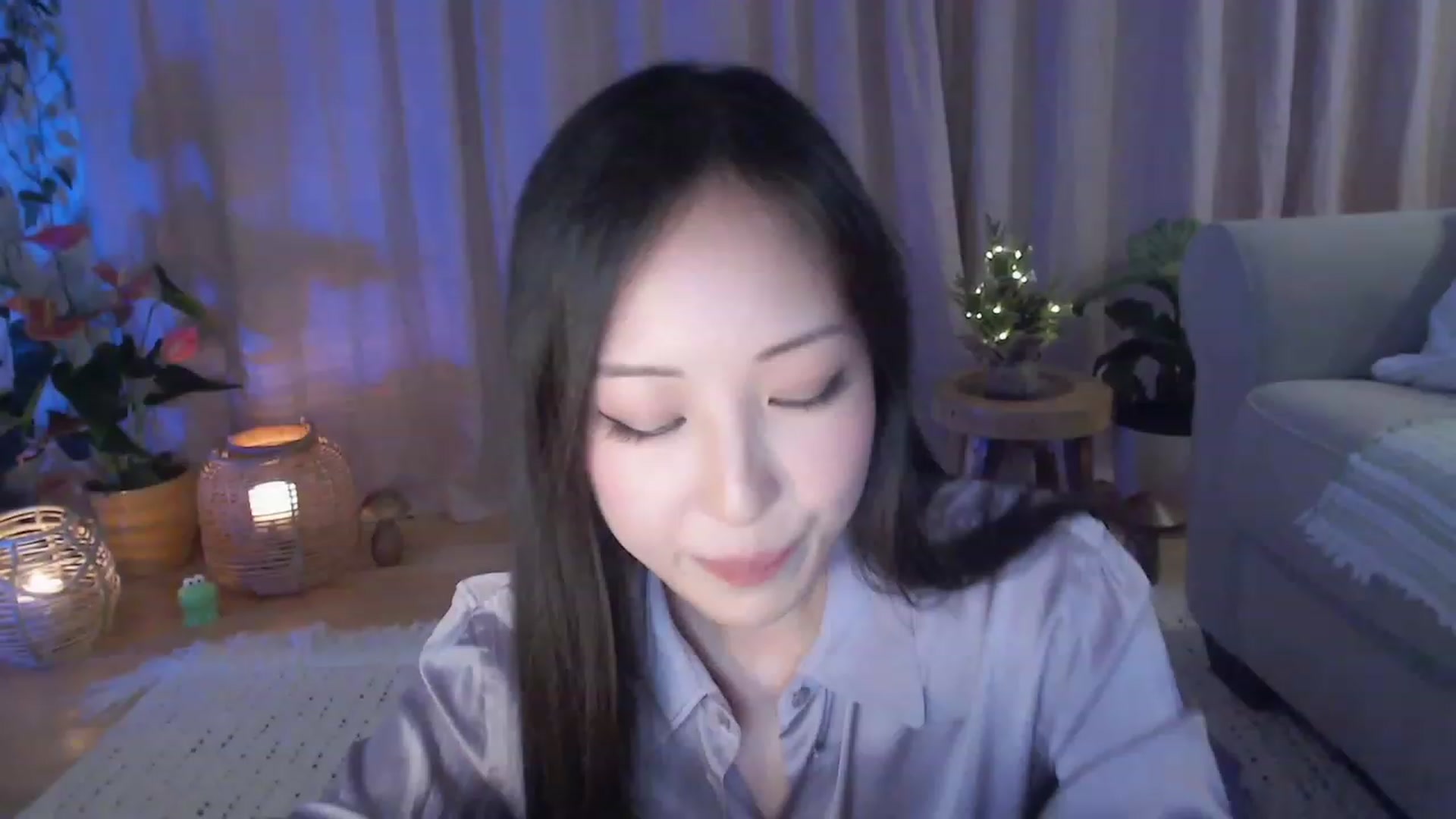 Gallery image thumbnail from AnaMei's myfreecams stream on, 12/03/2023, 05:46 image 7 of 20