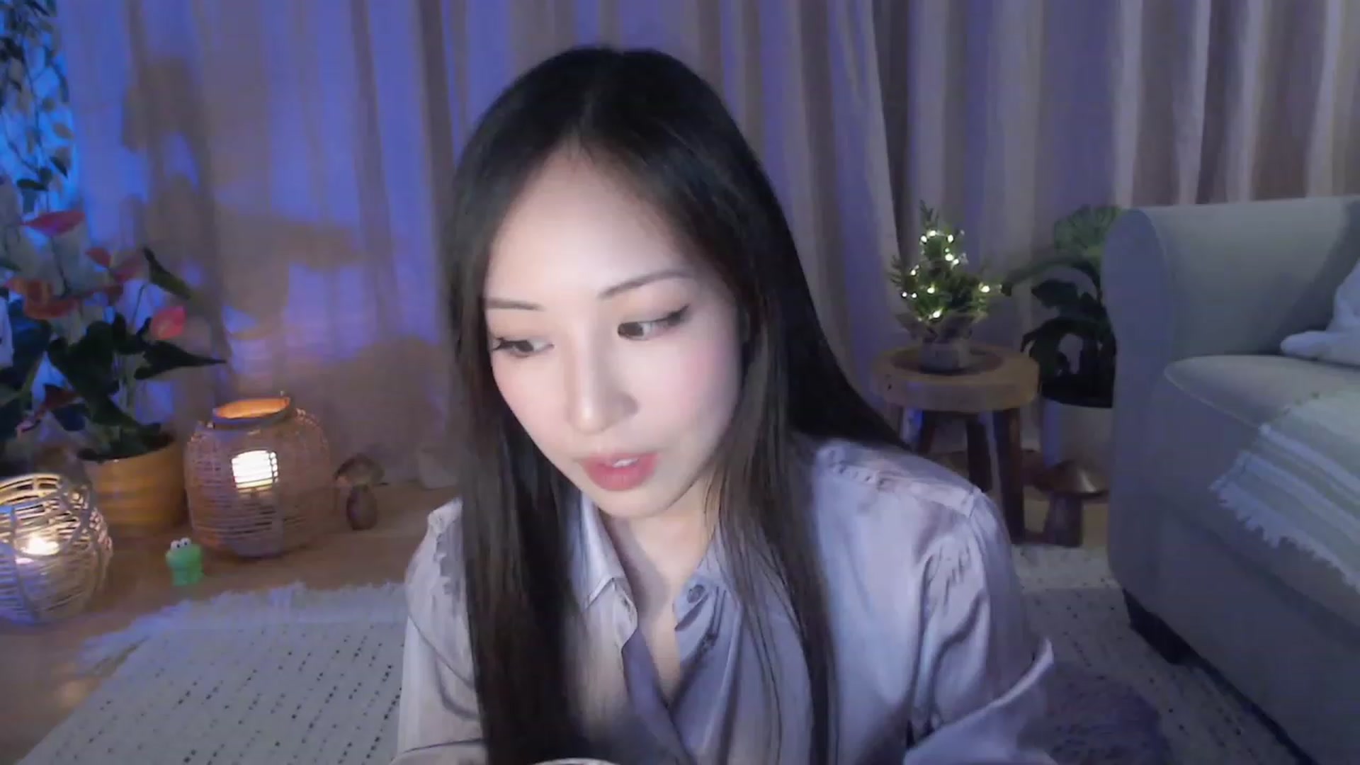 Gallery image thumbnail from AnaMei's myfreecams stream on, 12/03/2023, 05:46 image 9 of 20