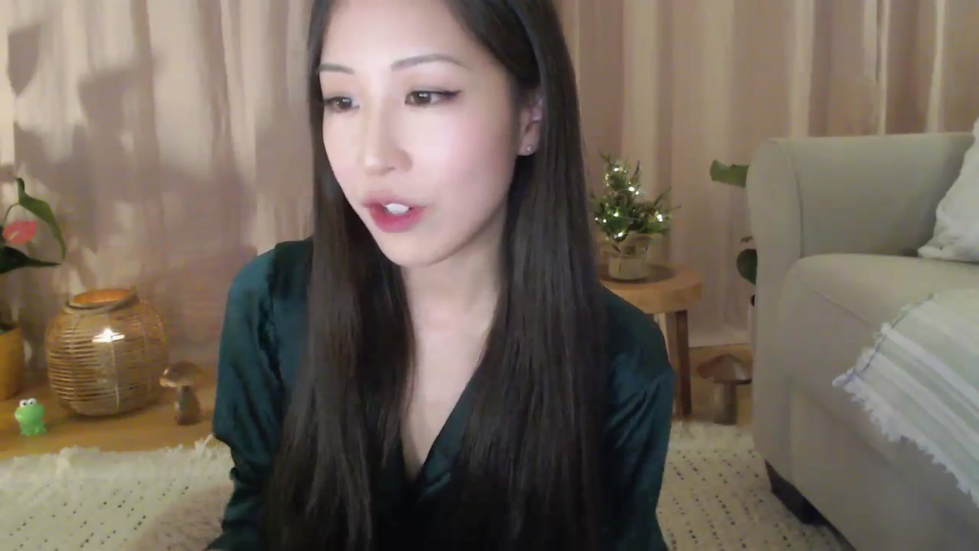 Gallery image thumbnail from AnaMei's myfreecams stream on, 12/16/2023, 04:44 image 14 of 20