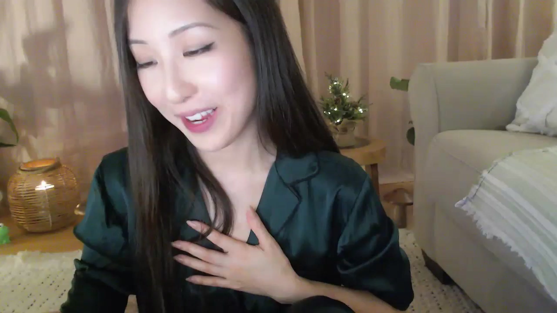 Gallery image thumbnail from AnaMei's myfreecams stream on, 12/16/2023, 05:35 image 16 of 20