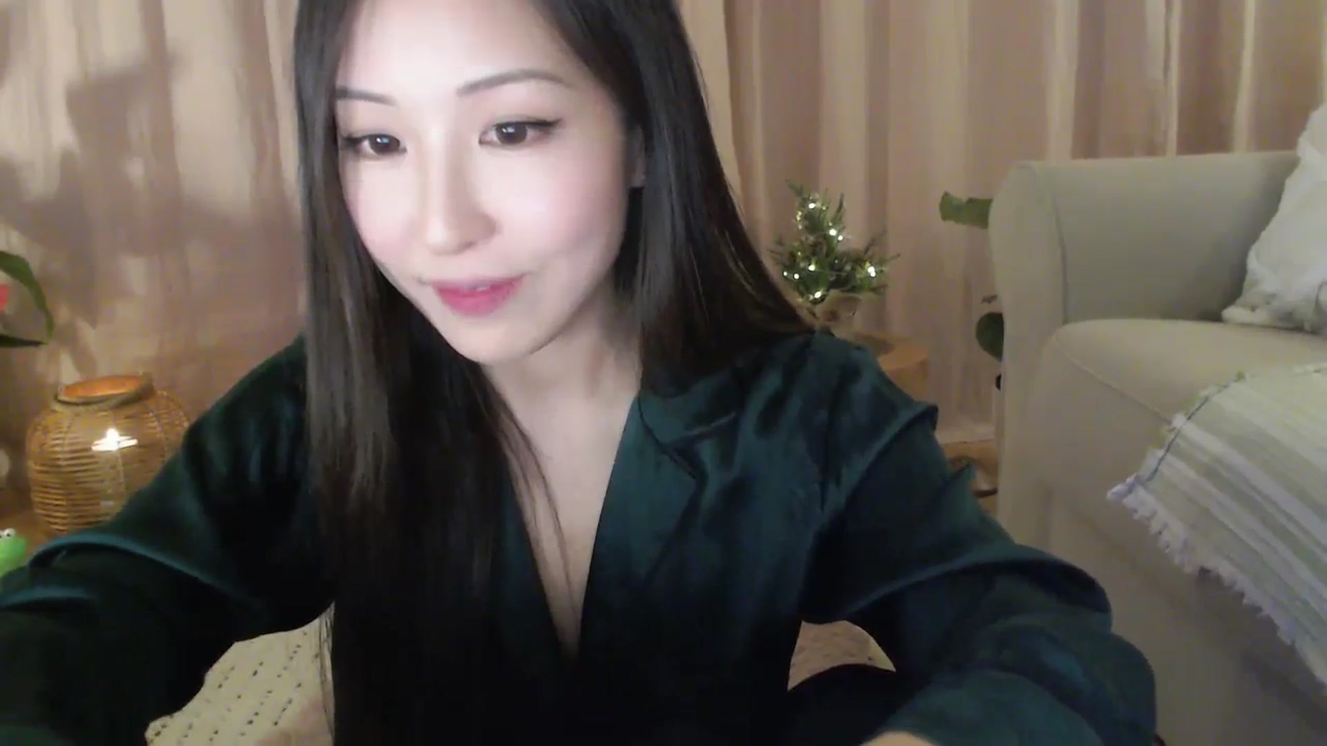 Gallery image thumbnail from AnaMei's myfreecams stream on, 12/16/2023, 05:35 image 4 of 20