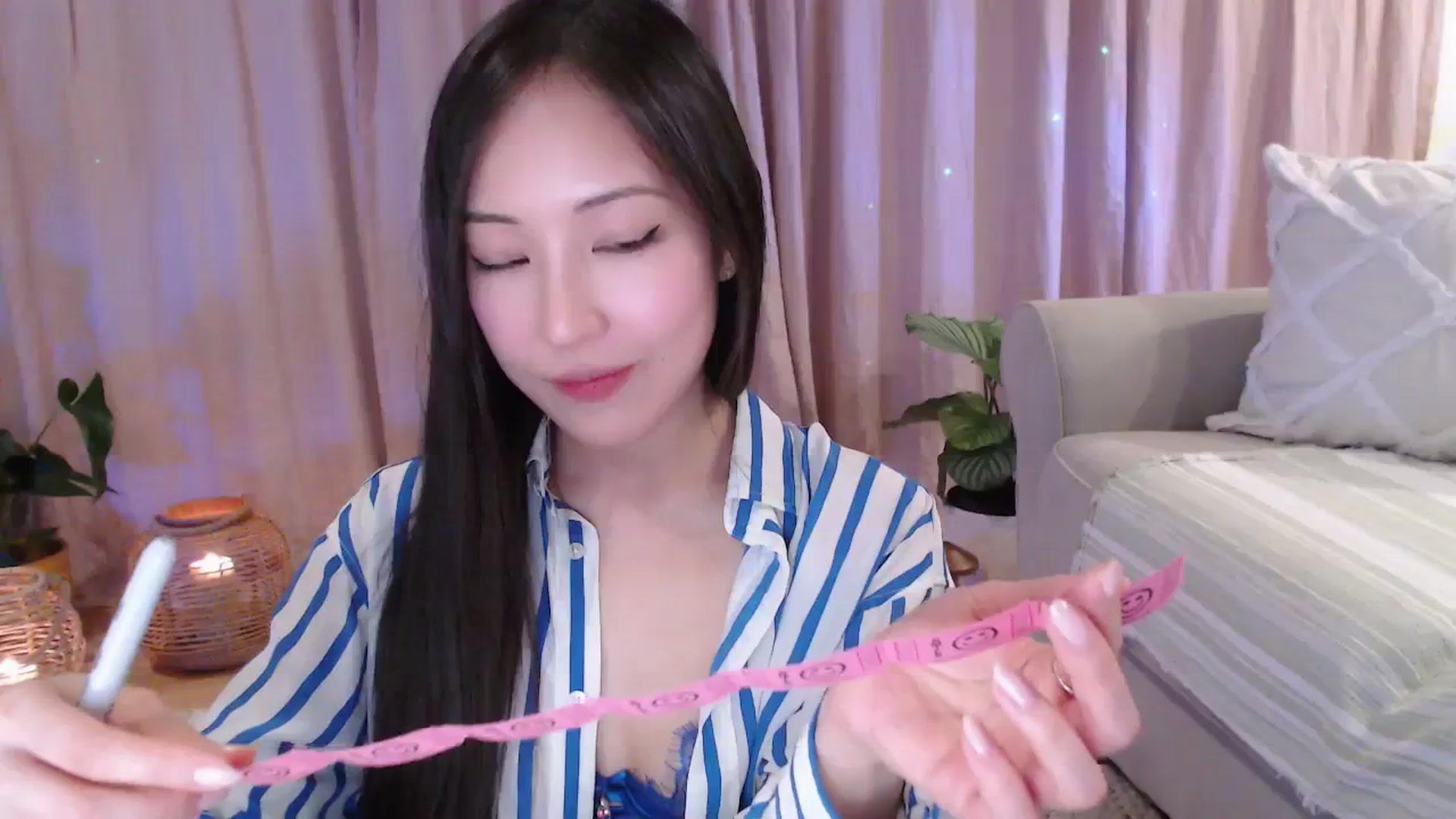 Gallery image thumbnail from AnaMei's myfreecams stream on, 12/31/2023, 06:53 image 18 of 20