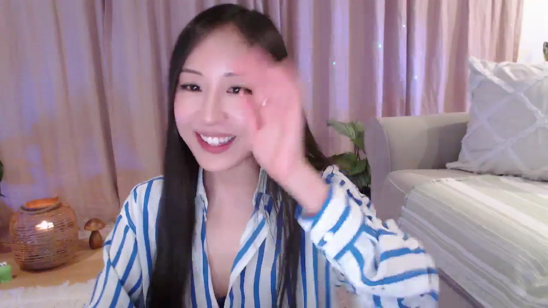 Gallery image thumbnail from AnaMei's myfreecams stream on, 12/31/2023, 06:53 image 6 of 20