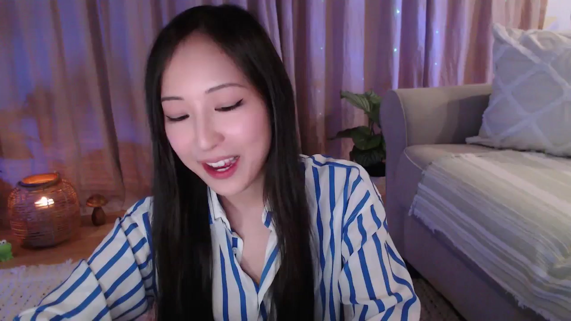 Gallery image thumbnail from AnaMei's myfreecams stream on, 12/31/2023, 06:53 image 1 of 20