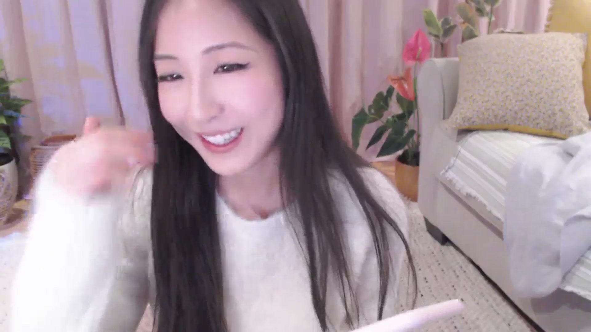 Gallery image thumbnail from AnaMei's myfreecams stream on, 01/31/2024, 05:16 image 7 of 20