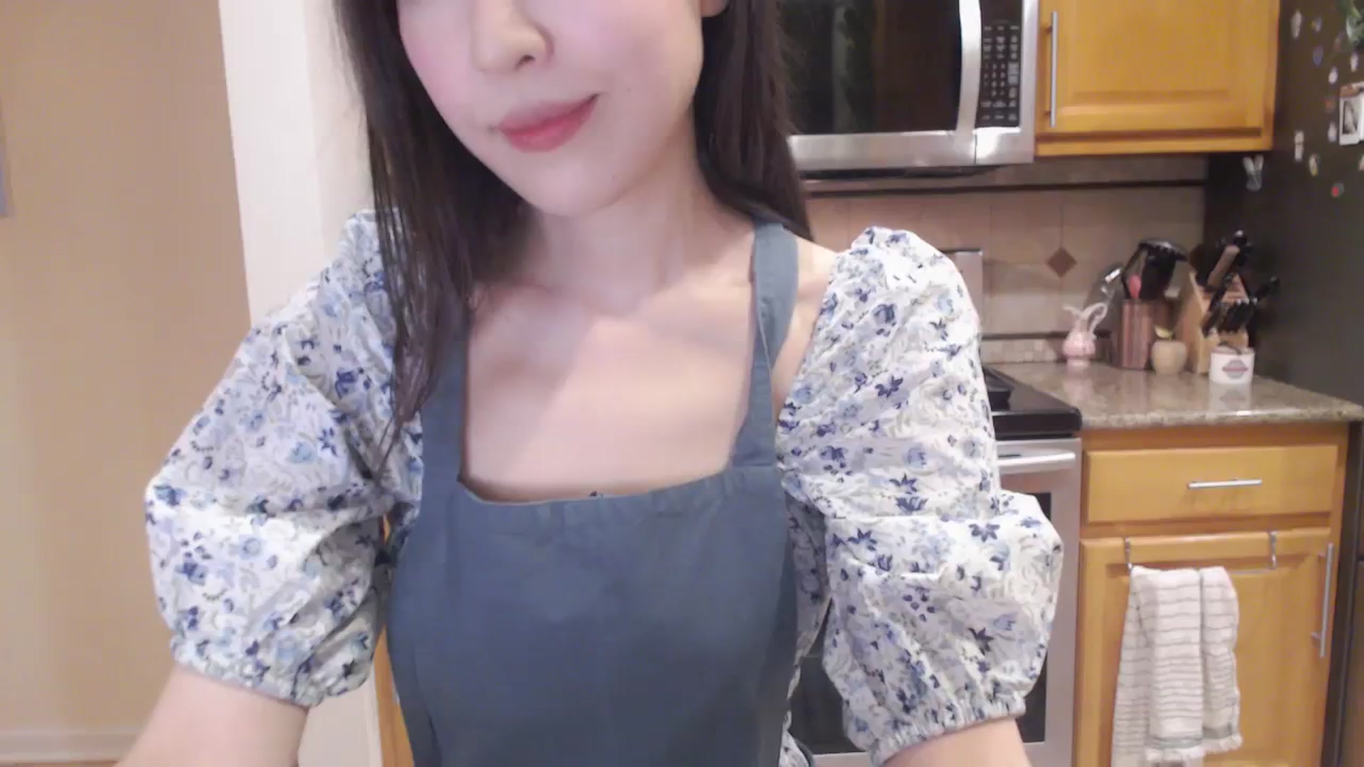 Gallery image thumbnail from AnaMei's myfreecams stream on, 02/01/2024, 05:21 image 1 of 20