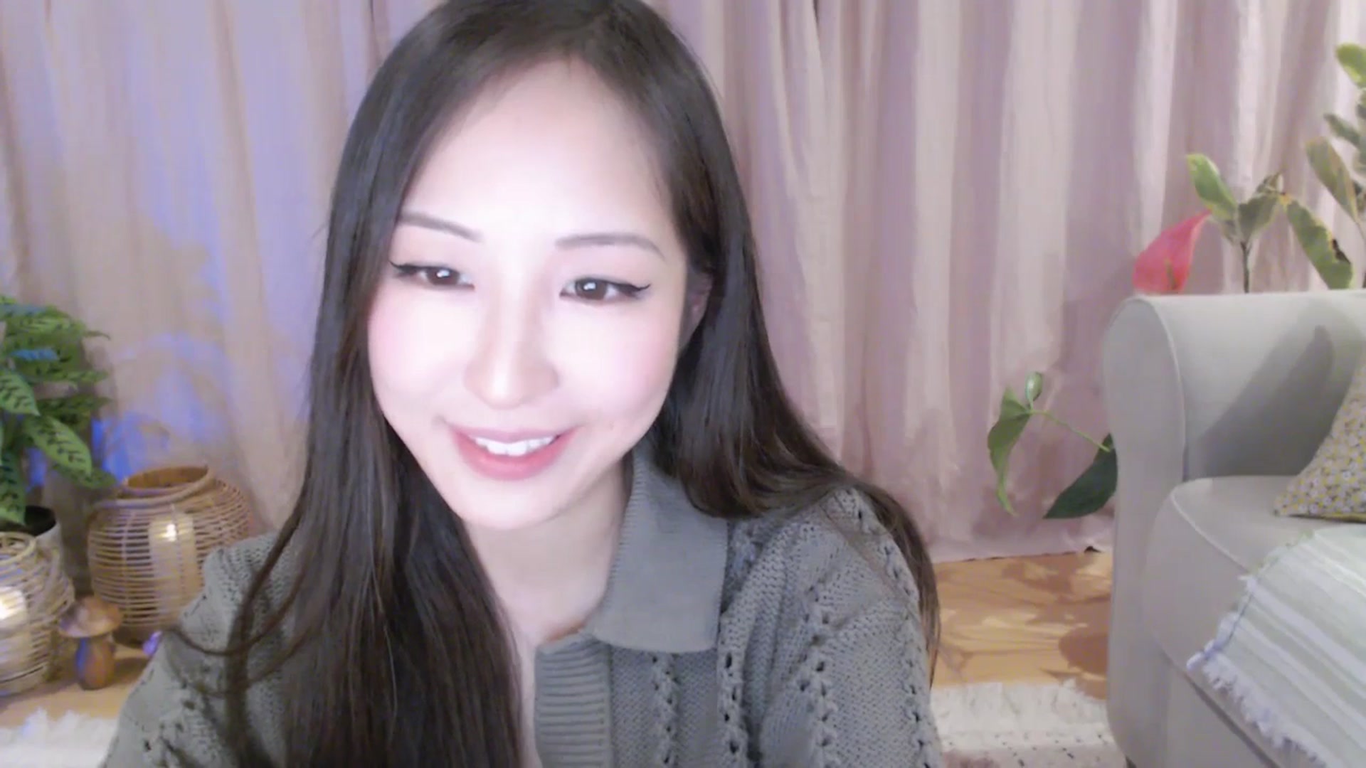 Gallery image thumbnail from AnaMei's myfreecams stream on, 02/04/2024, 08:13 image 2 of 20