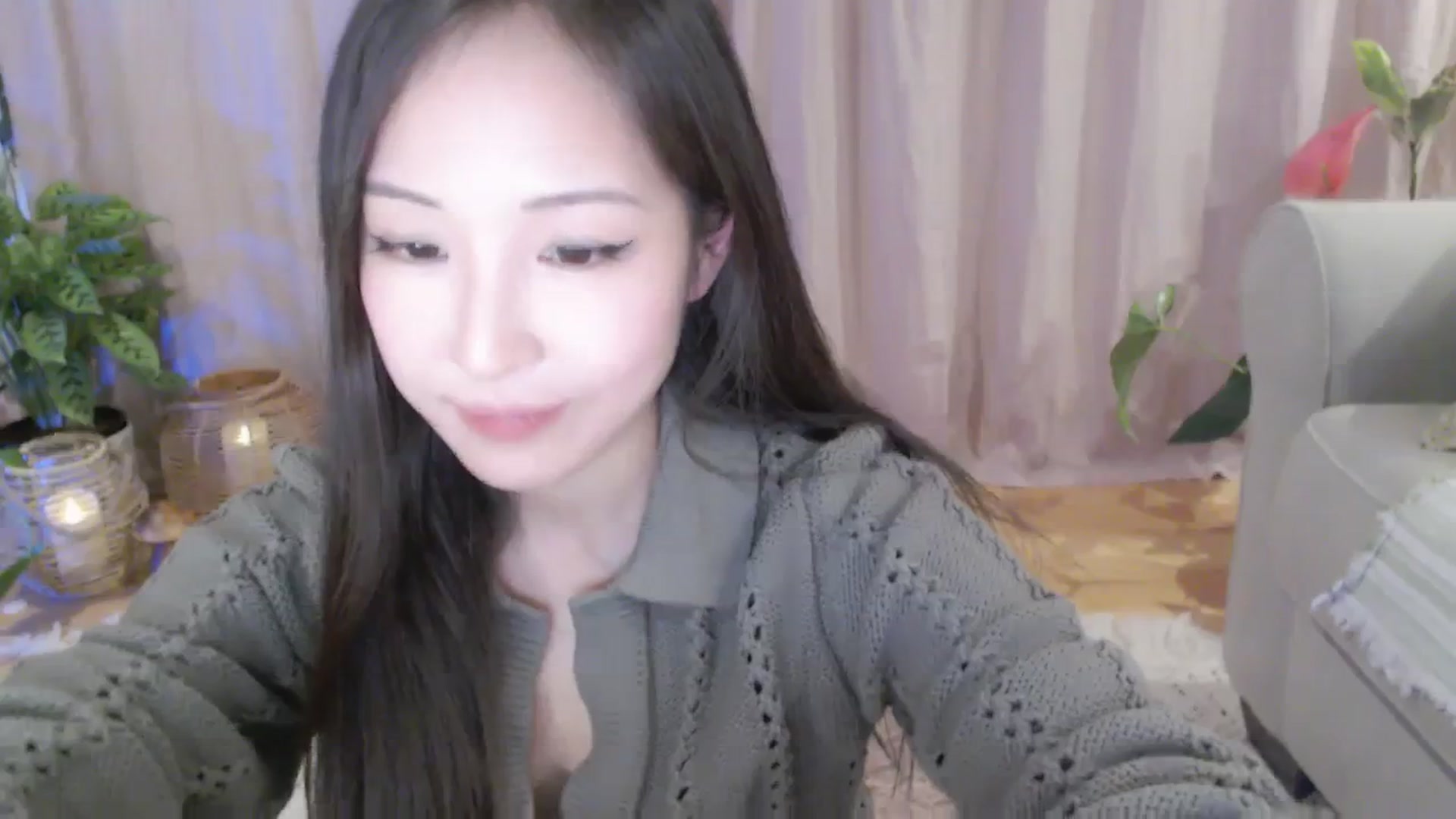 Gallery image thumbnail from AnaMei's myfreecams stream on, 02/04/2024, 08:13 image 13 of 20