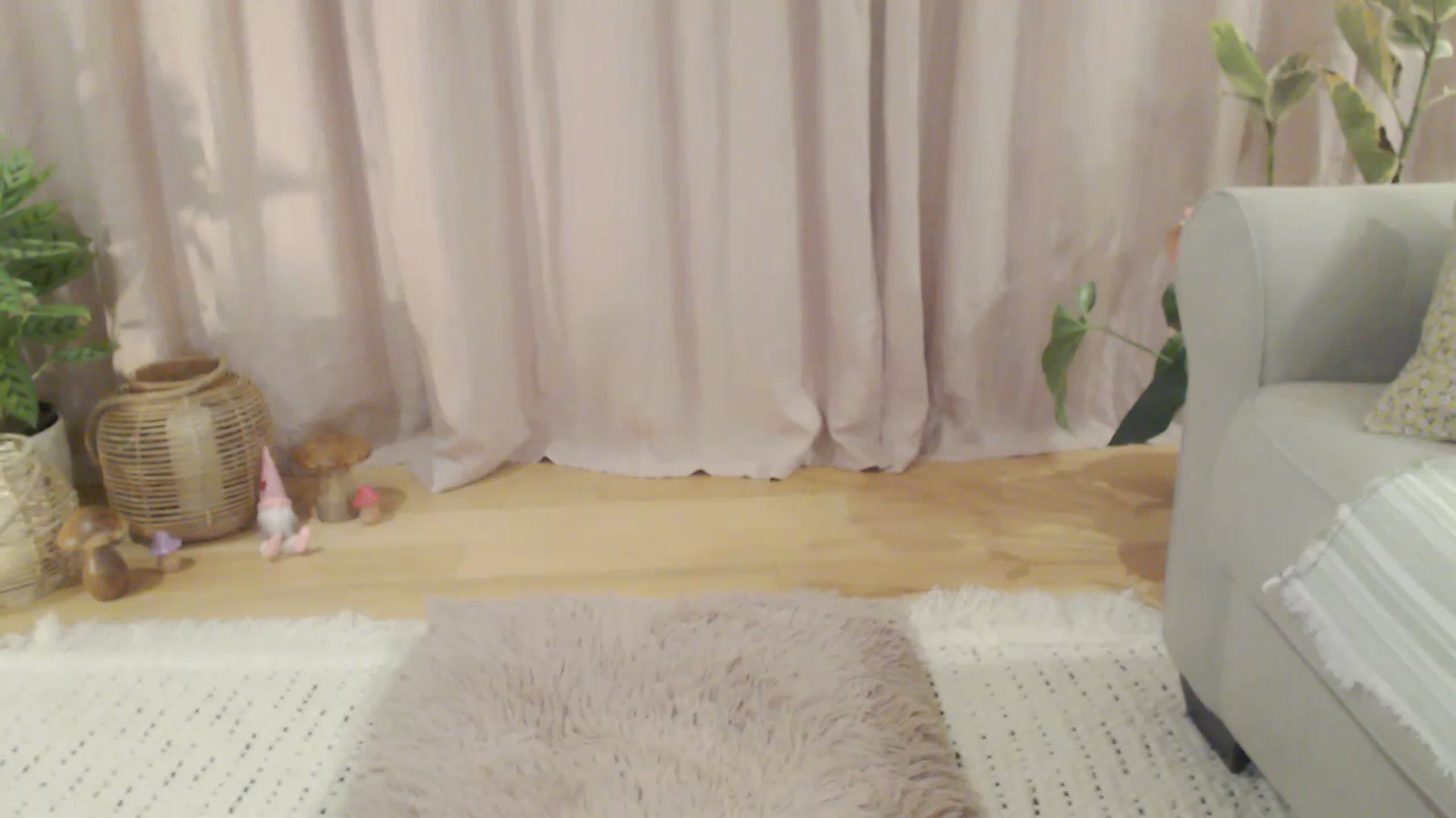 Gallery image thumbnail from AnaMei's myfreecams stream on, 02/08/2024, 05:16 image 12 of 20