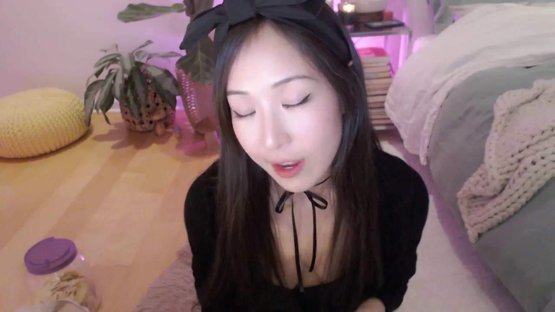 Gallery image thumbnail from AnaMei's myfreecams stream on, 02/15/2024, 05:15 image 20 of 20