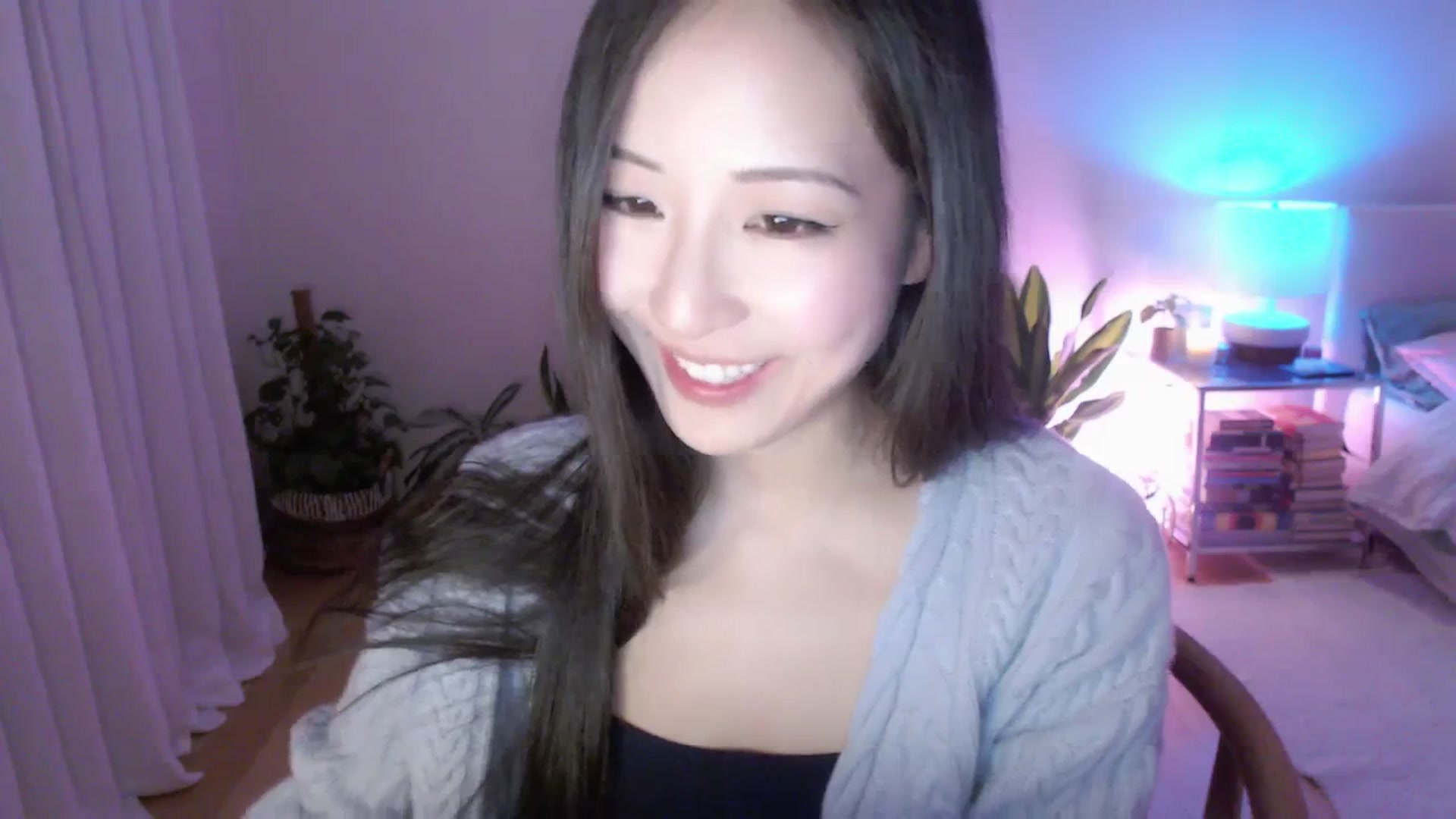 Gallery image thumbnail from AnaMei's myfreecams stream on, 03/03/2024, 05:48 image 9 of 20