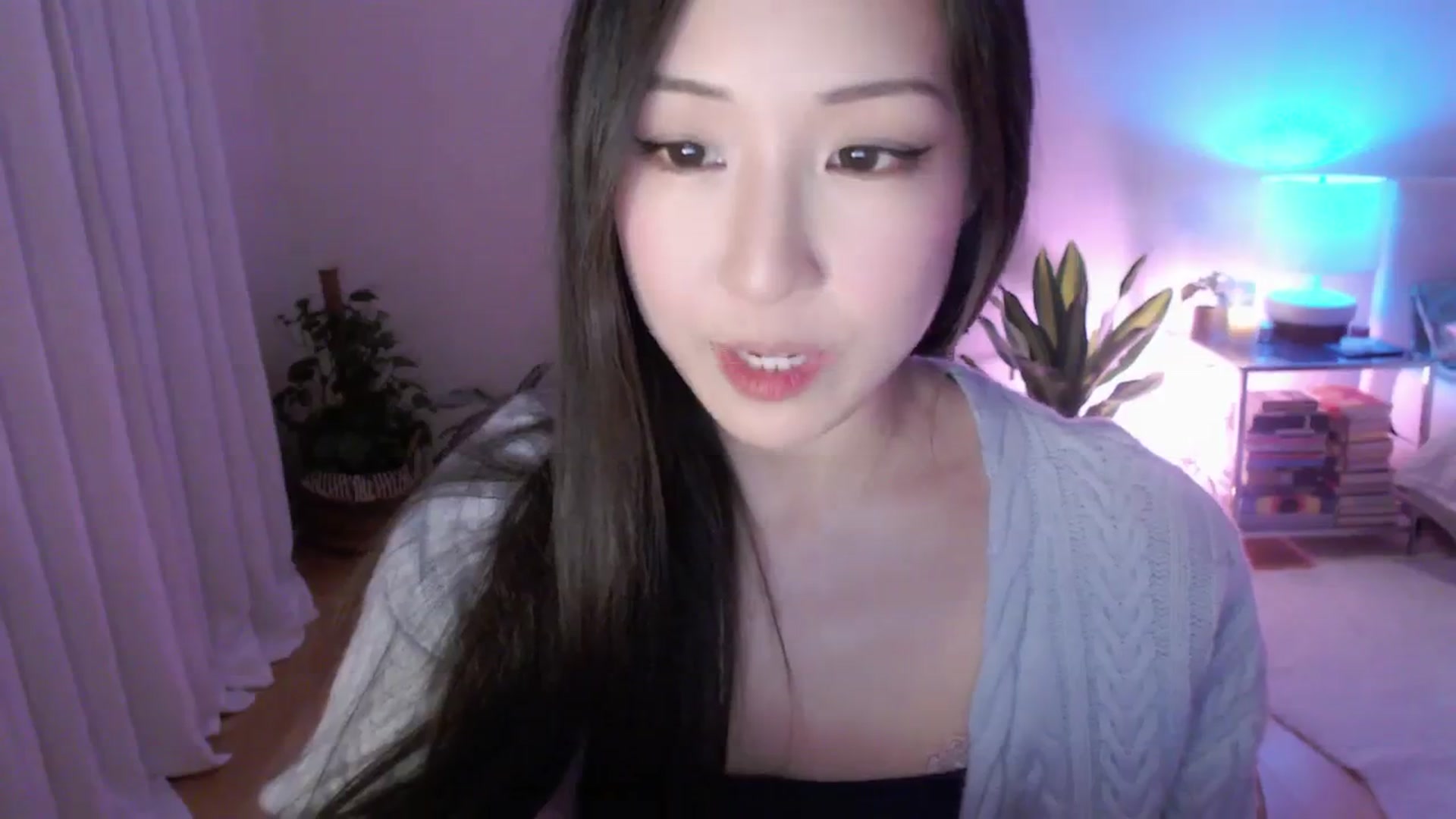 Gallery image thumbnail from AnaMei's myfreecams stream on, 03/03/2024, 05:48 image 5 of 20