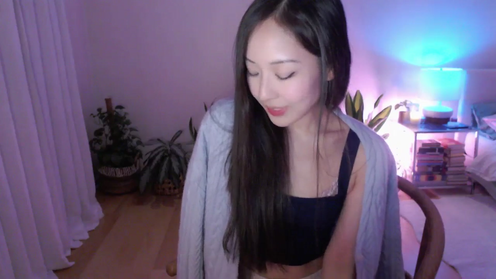 Gallery image thumbnail from AnaMei's myfreecams stream on, 03/03/2024, 05:48 image 7 of 20