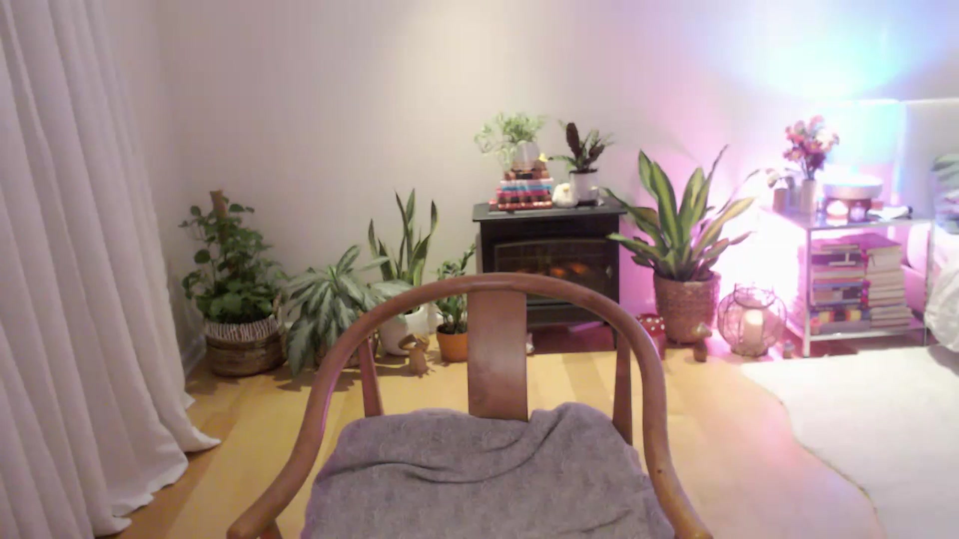 Gallery image thumbnail from AnaMei's myfreecams stream on, 03/31/2024, 05:58 image 8 of 20
