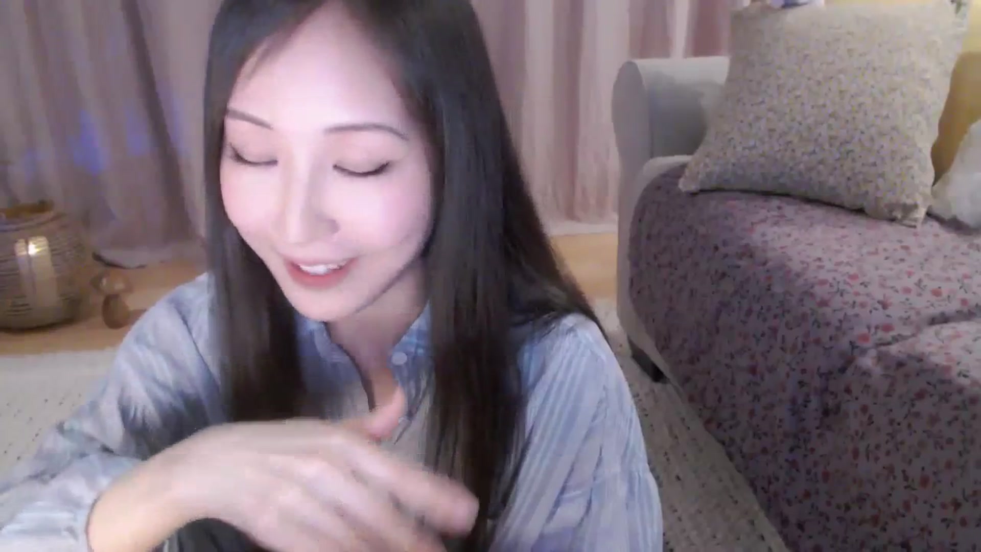 Gallery image thumbnail from AnaMei's myfreecams stream on, 04/14/2024, 03:53 image 12 of 20