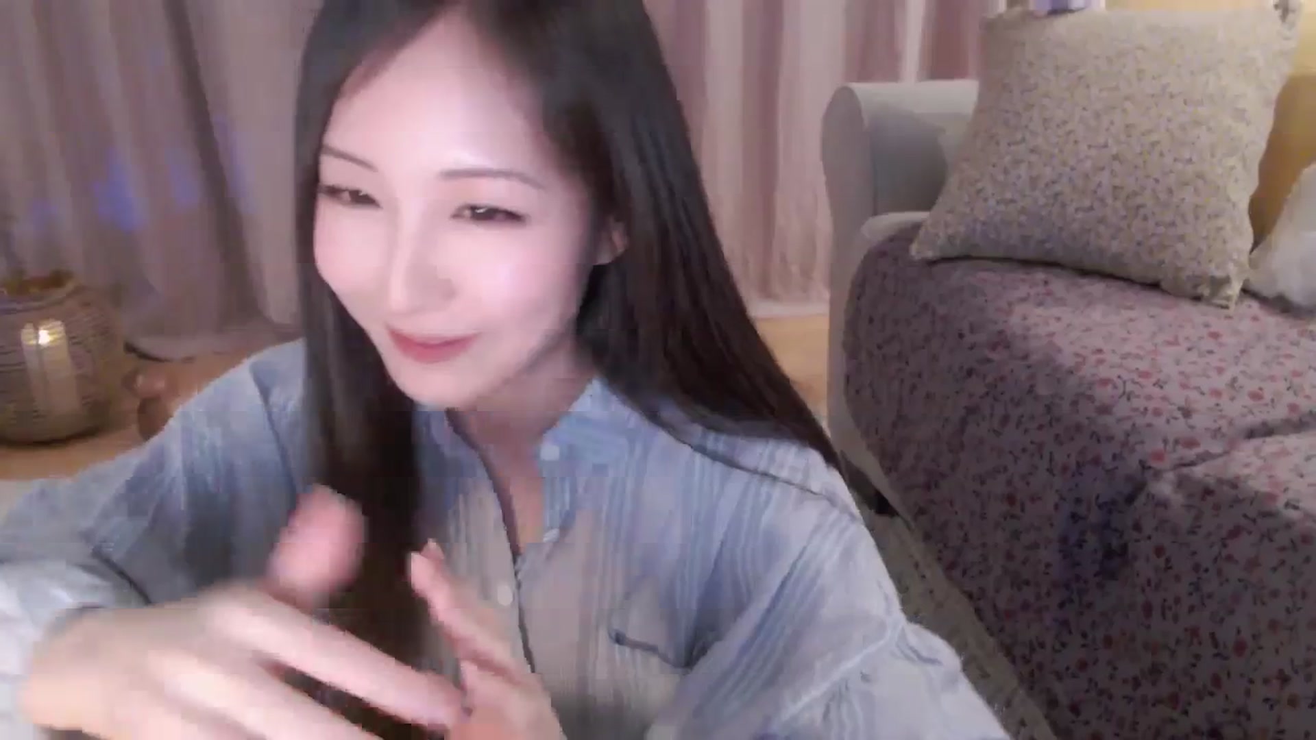 Gallery image thumbnail from AnaMei's myfreecams stream on, 04/14/2024, 03:53 image 13 of 20