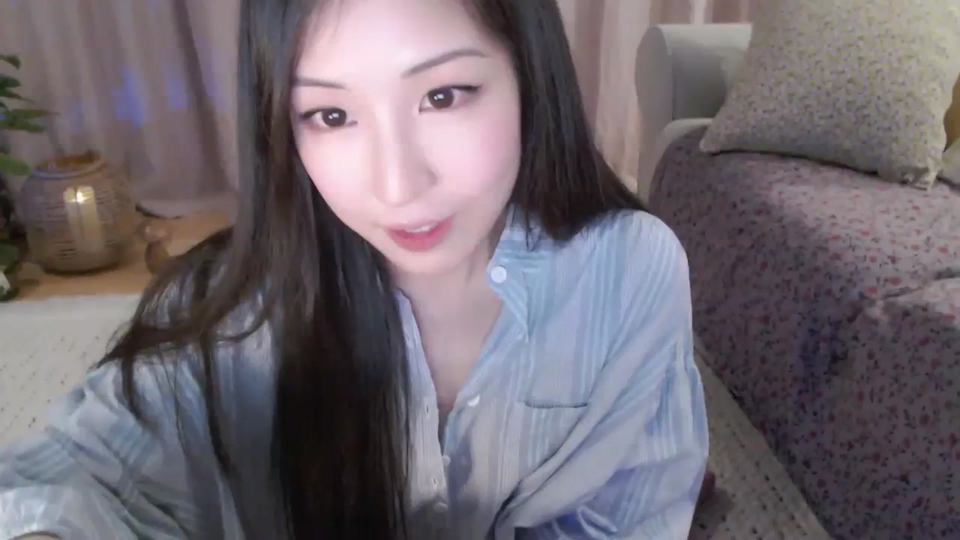 Gallery image thumbnail from AnaMei's myfreecams stream on, 04/14/2024, 05:00 image 1 of 20