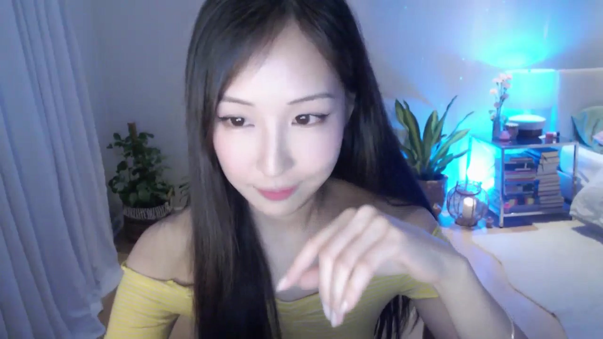Gallery image thumbnail from AnaMei's myfreecams stream on, 04/21/2024, 04:09 image 20 of 20