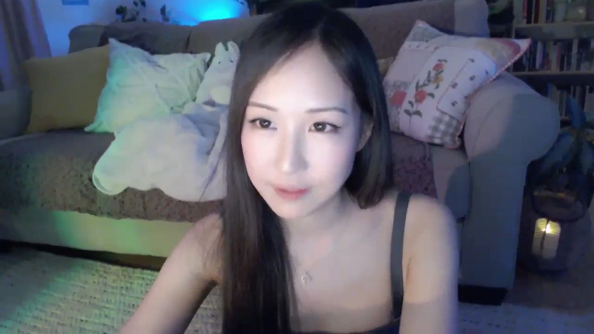 Gallery image thumbnail from AnaMei's myfreecams stream on, 06/02/2024, 07:06 image 6 of 20