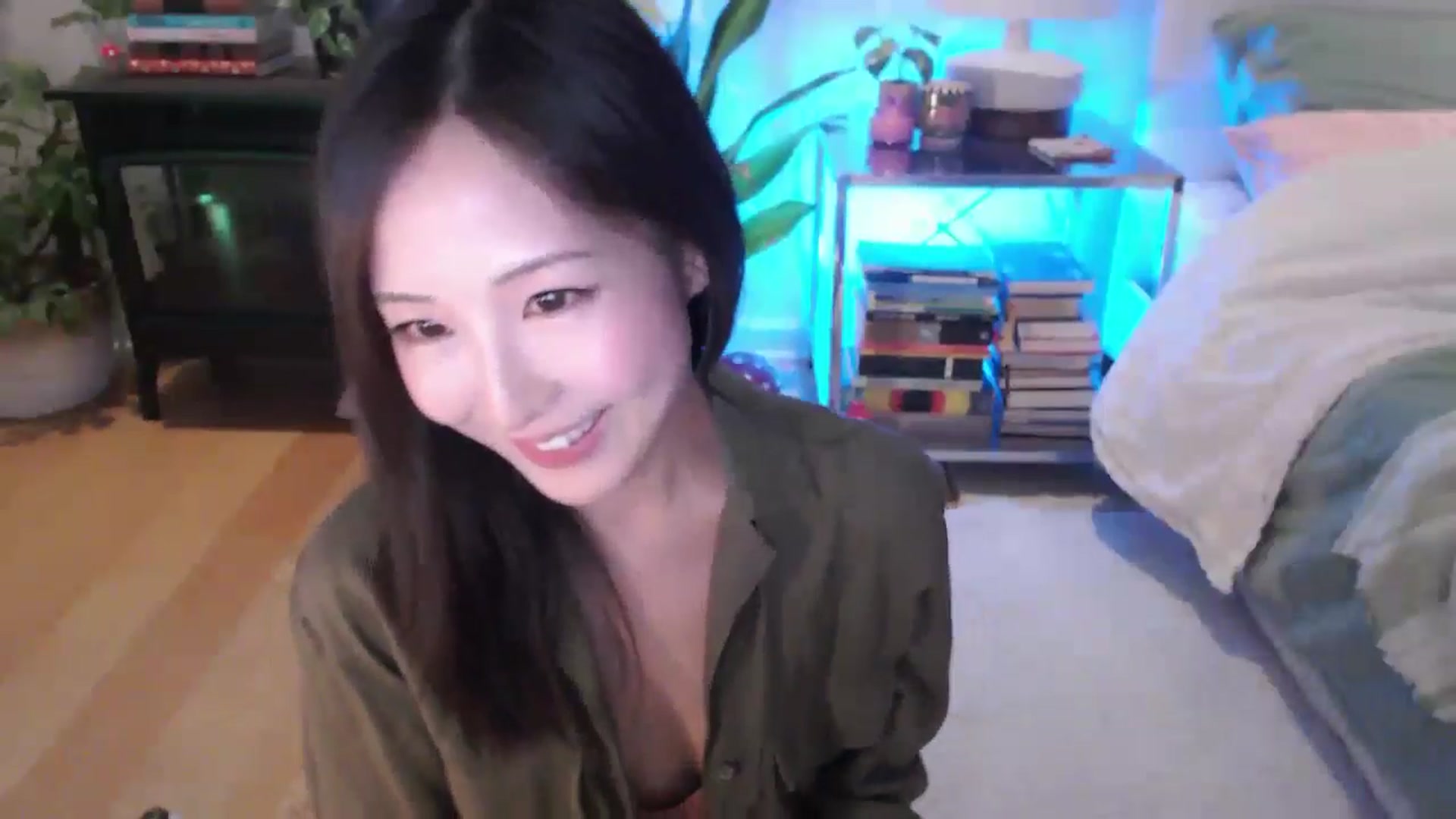 Gallery image thumbnail from AnaMei's myfreecams stream on, 07/07/2024, 06:50 image 2 of 20