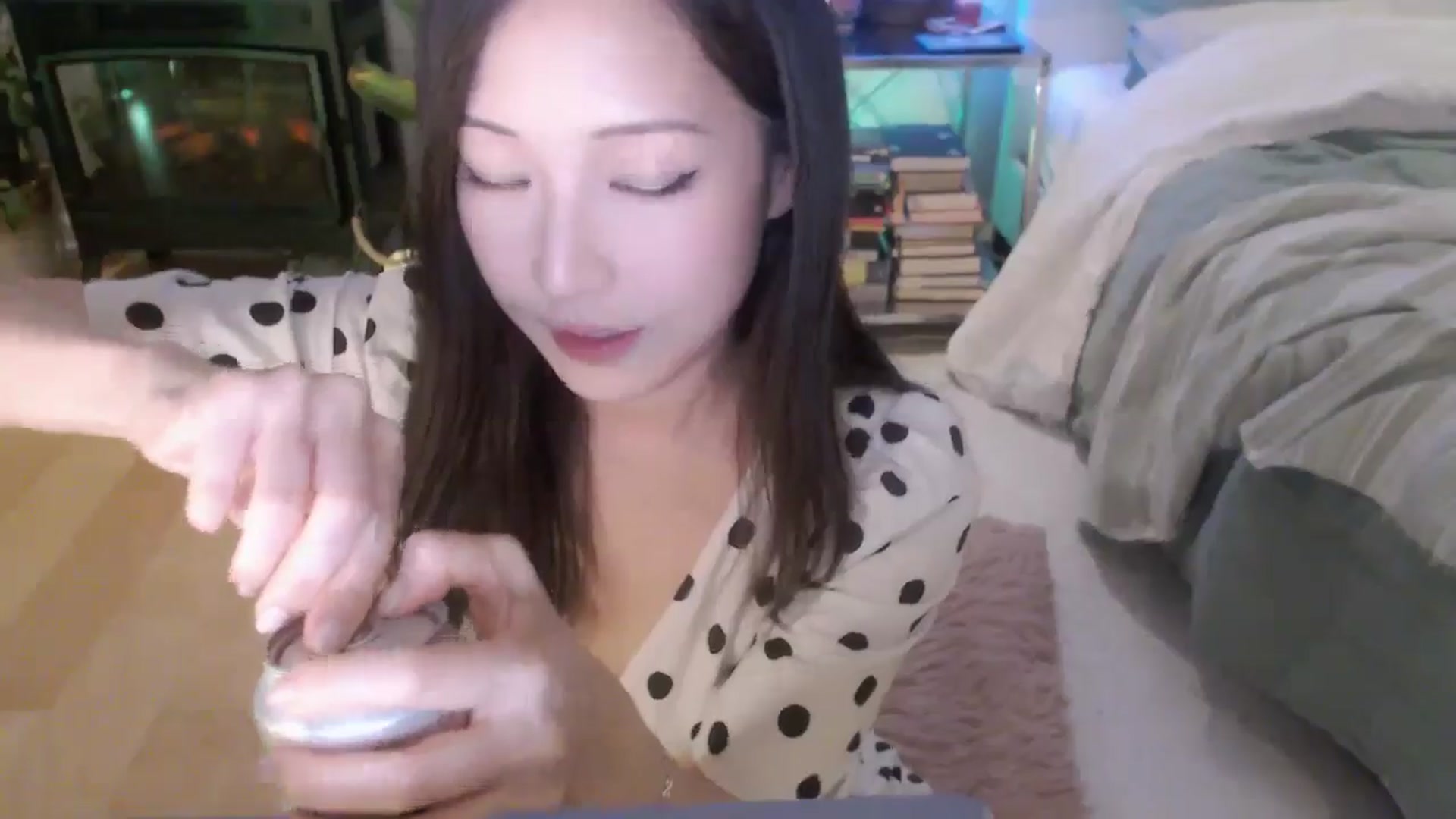 Gallery image thumbnail from AnaMei's myfreecams stream on, 07/14/2024, 06:17 image 3 of 20