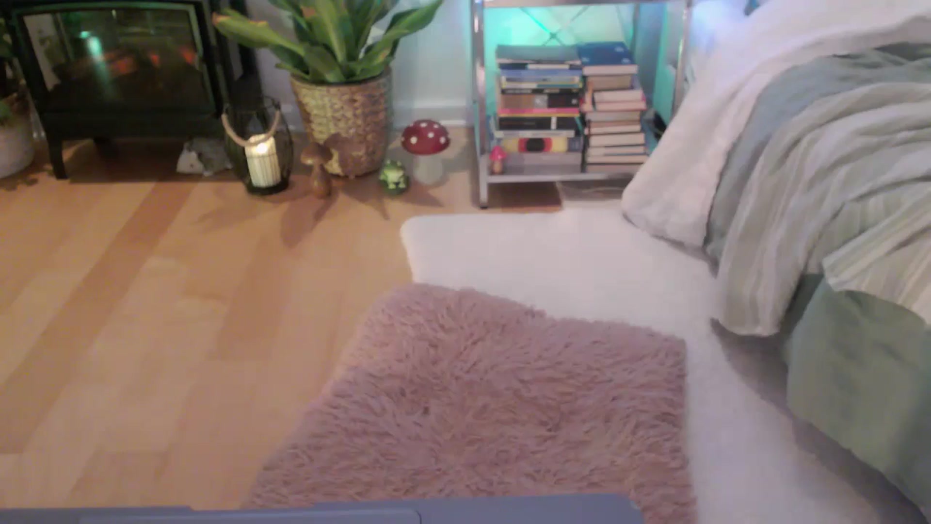 Gallery image thumbnail from AnaMei's myfreecams stream on, 07/14/2024, 06:17 image 14 of 20