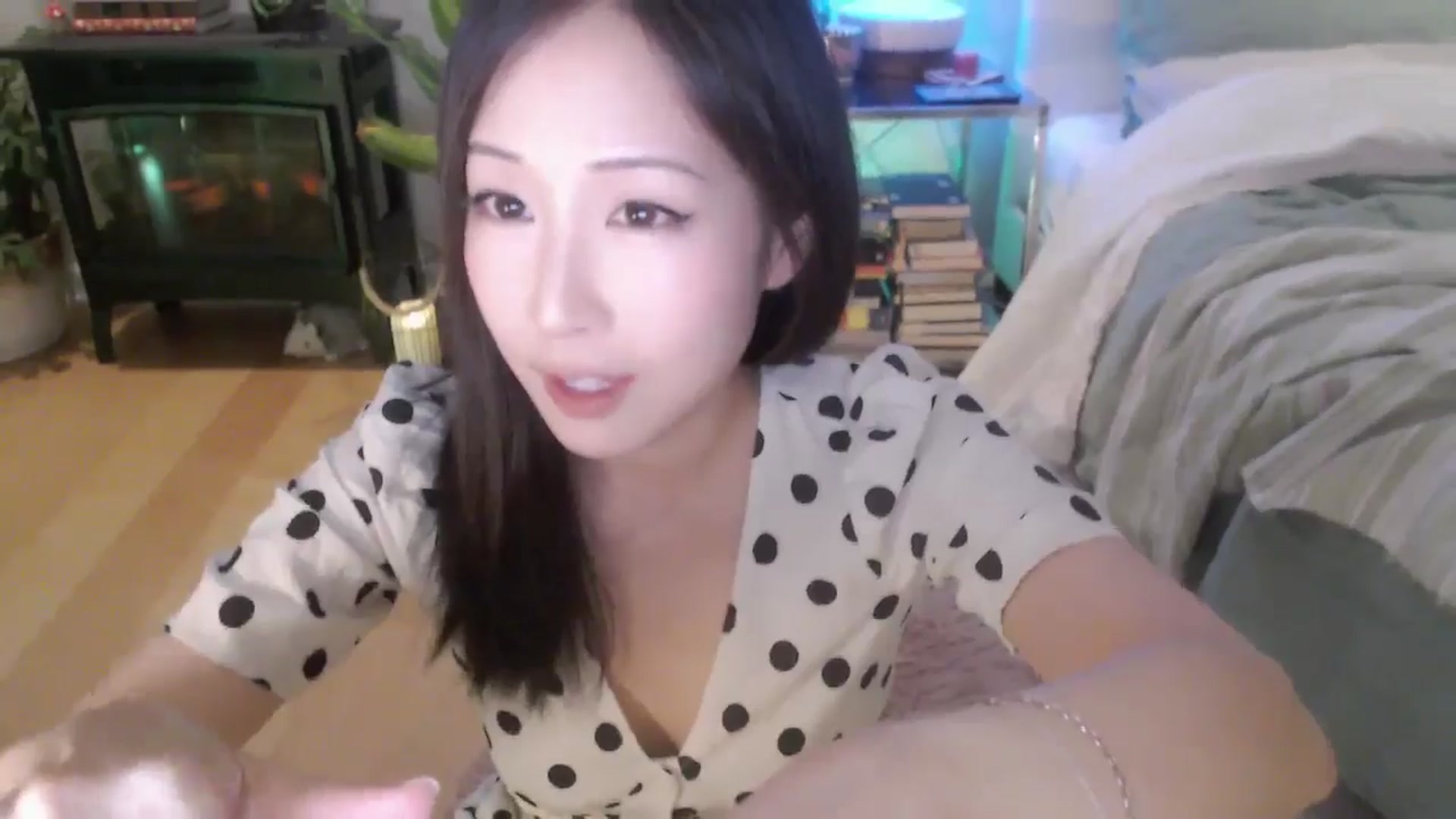 Gallery image thumbnail from AnaMei's myfreecams stream on, 07/14/2024, 06:17 image 2 of 20