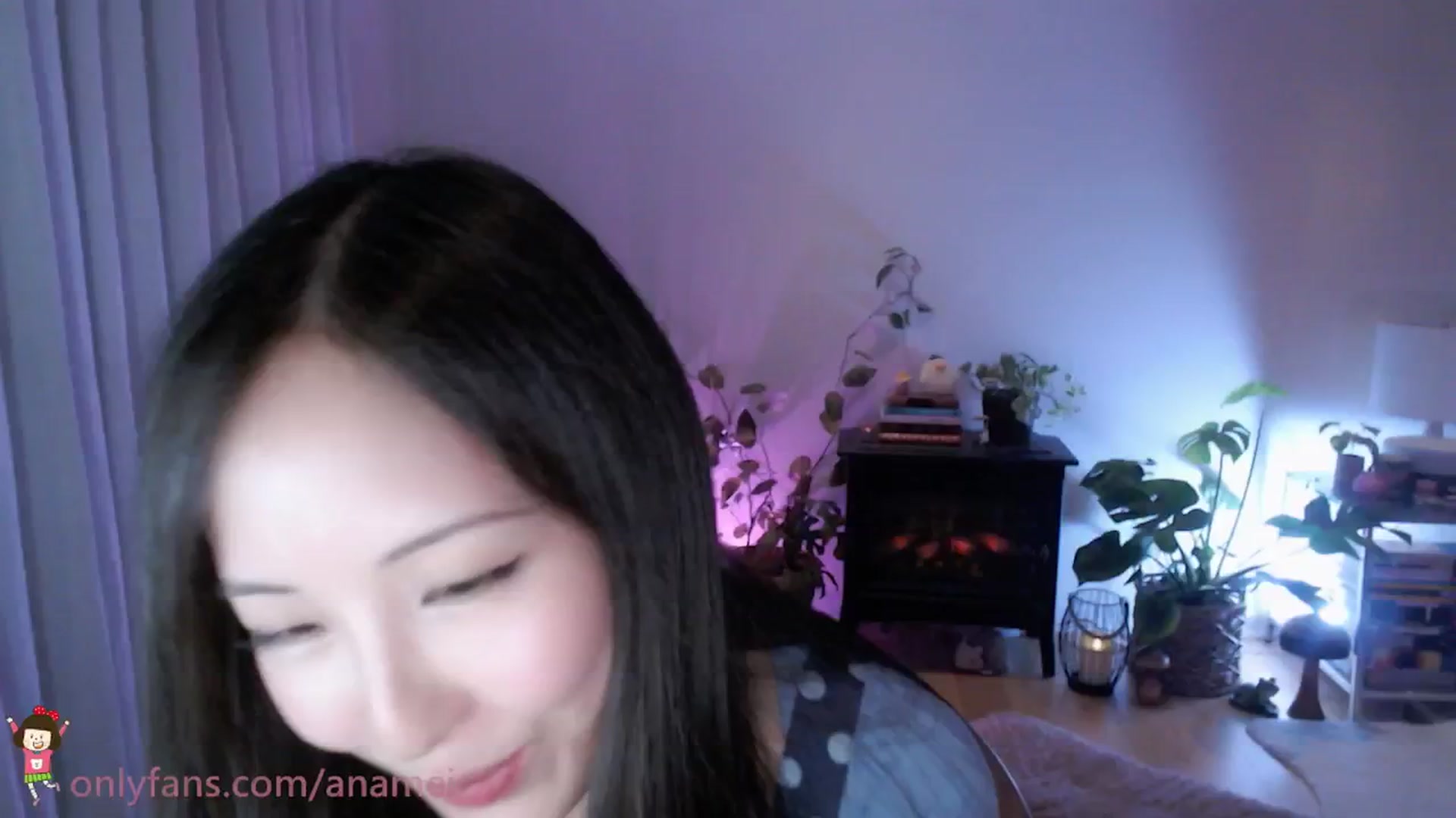Gallery image thumbnail from AnaMei's myfreecams stream on, 10/06/2024, 05:40 image 12 of 20